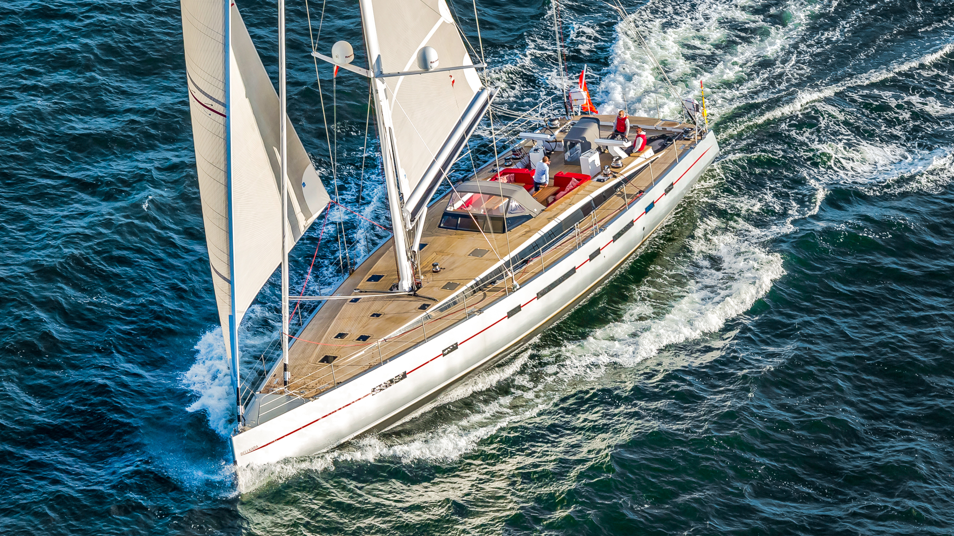 Sail boat — photo 15