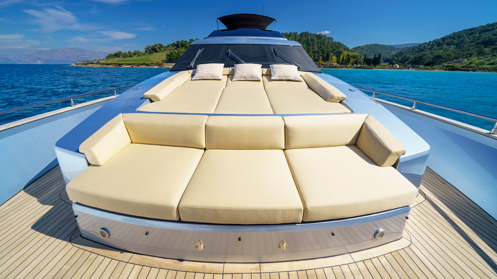 Motoryacht P — photo 10