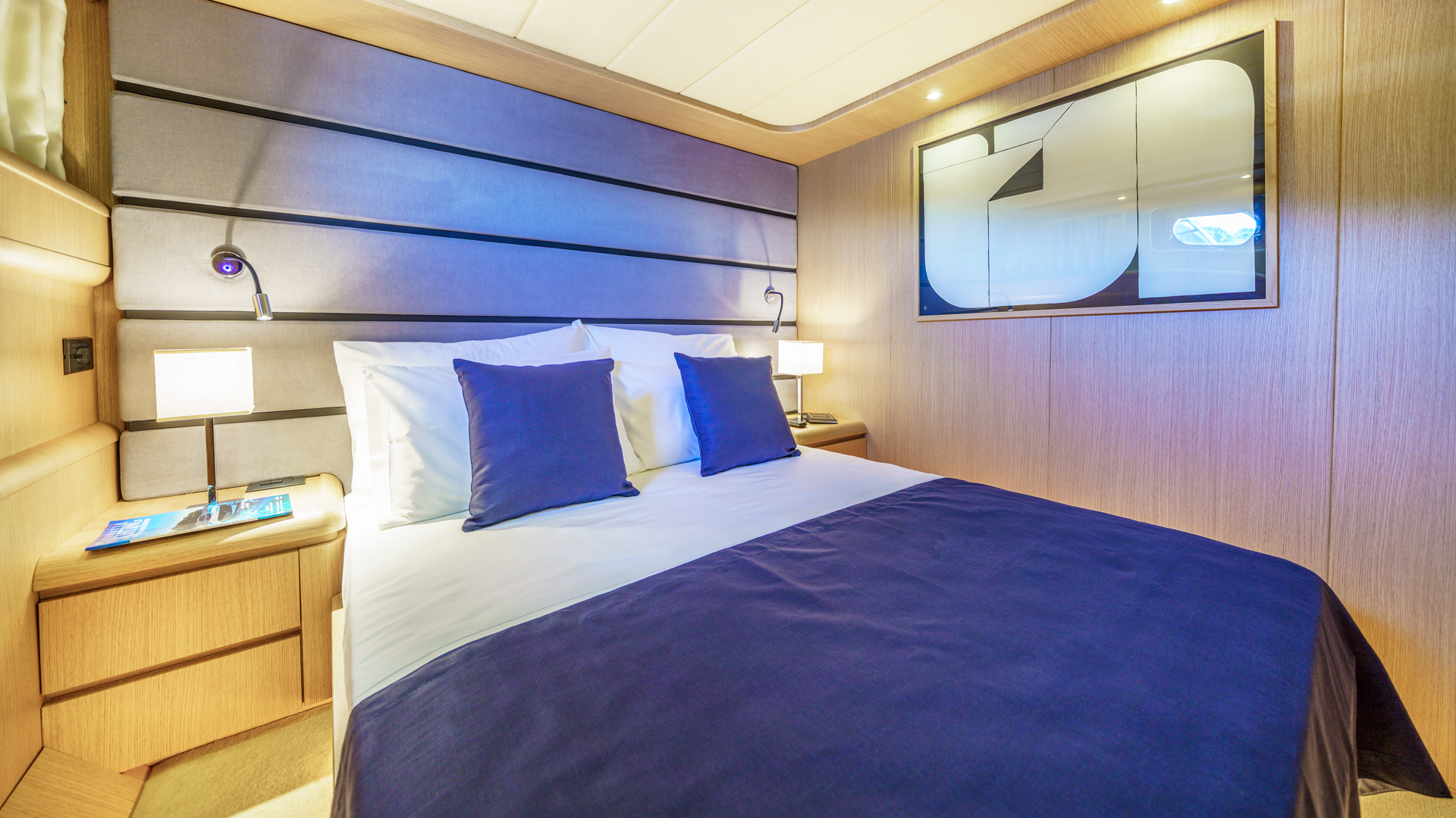 Motoryacht P — photo 37