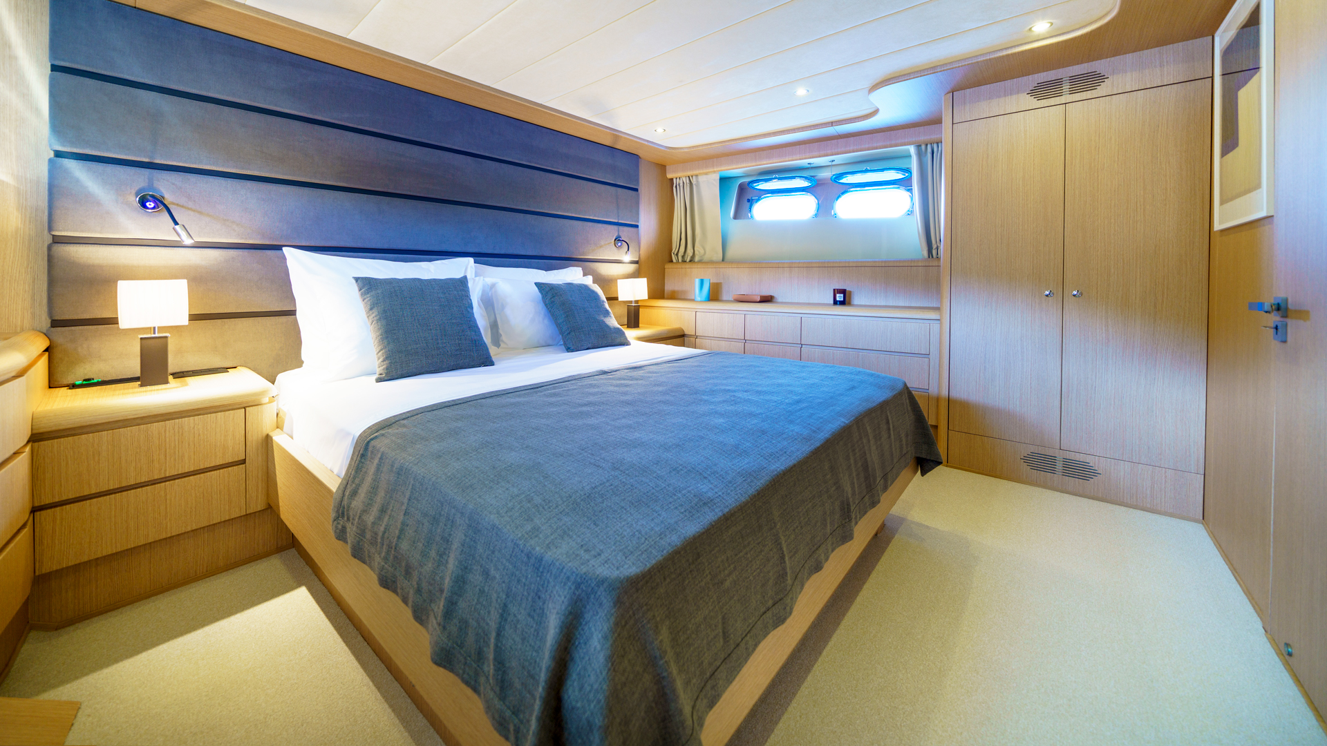 Motoryacht P — photo 4