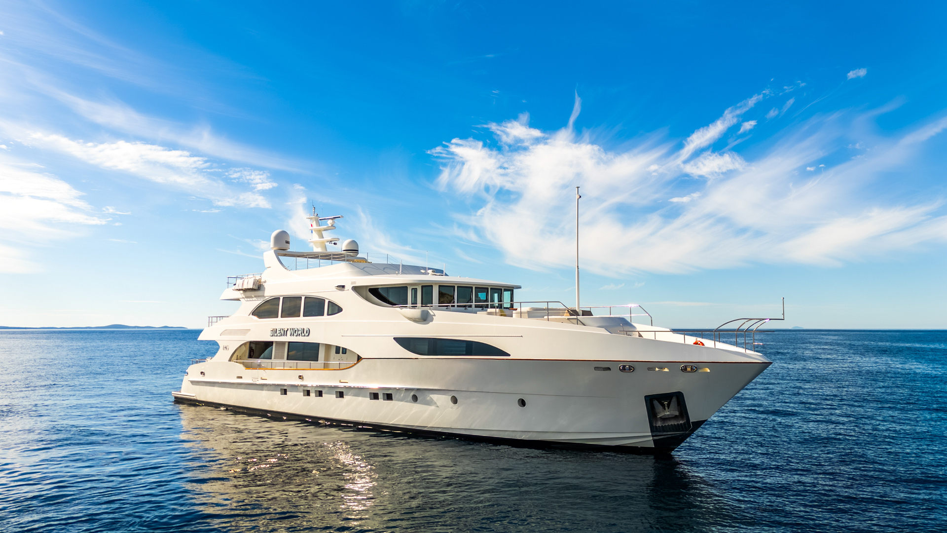 Motoryacht — photo 18