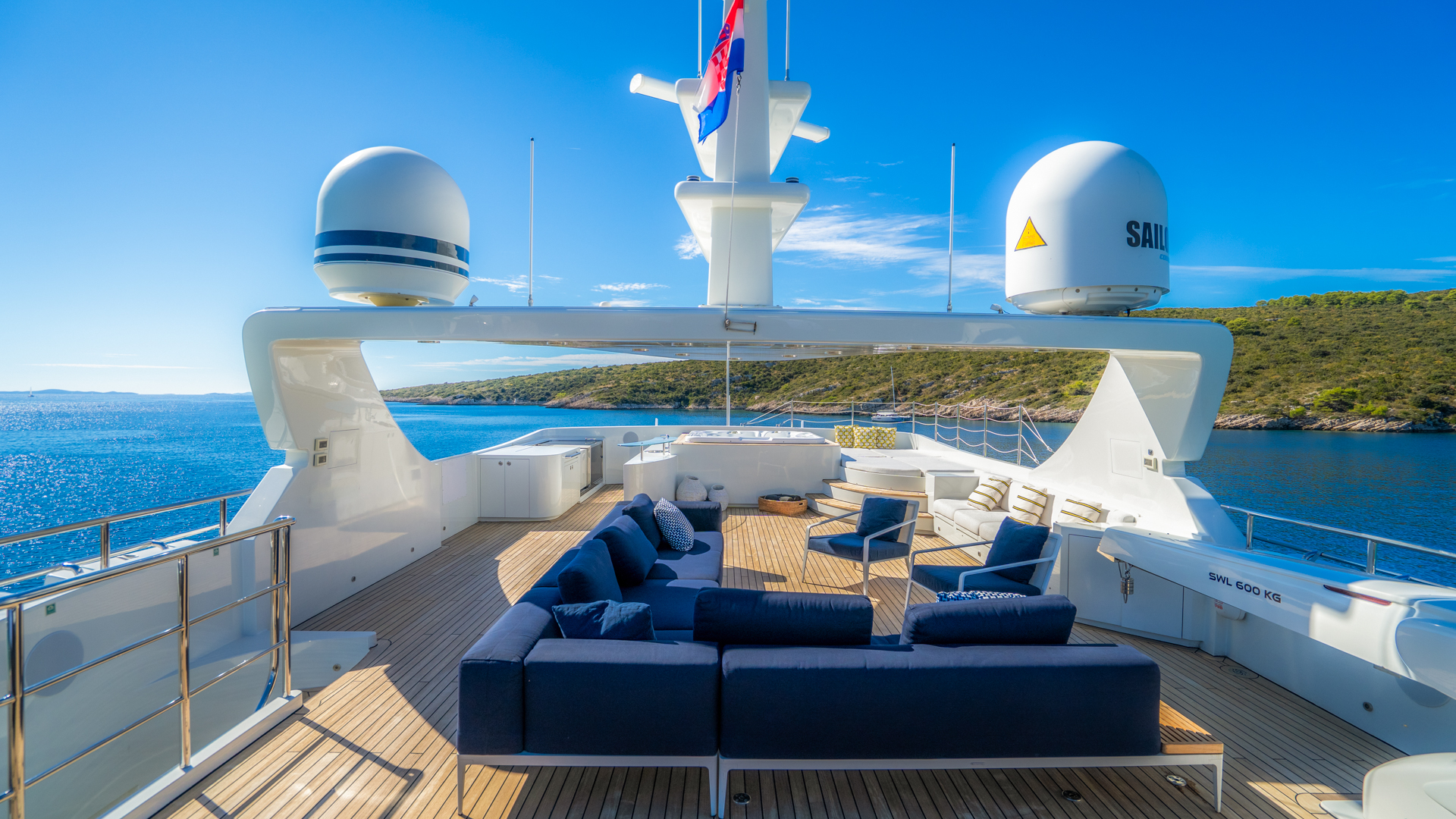 Motoryacht — photo 4