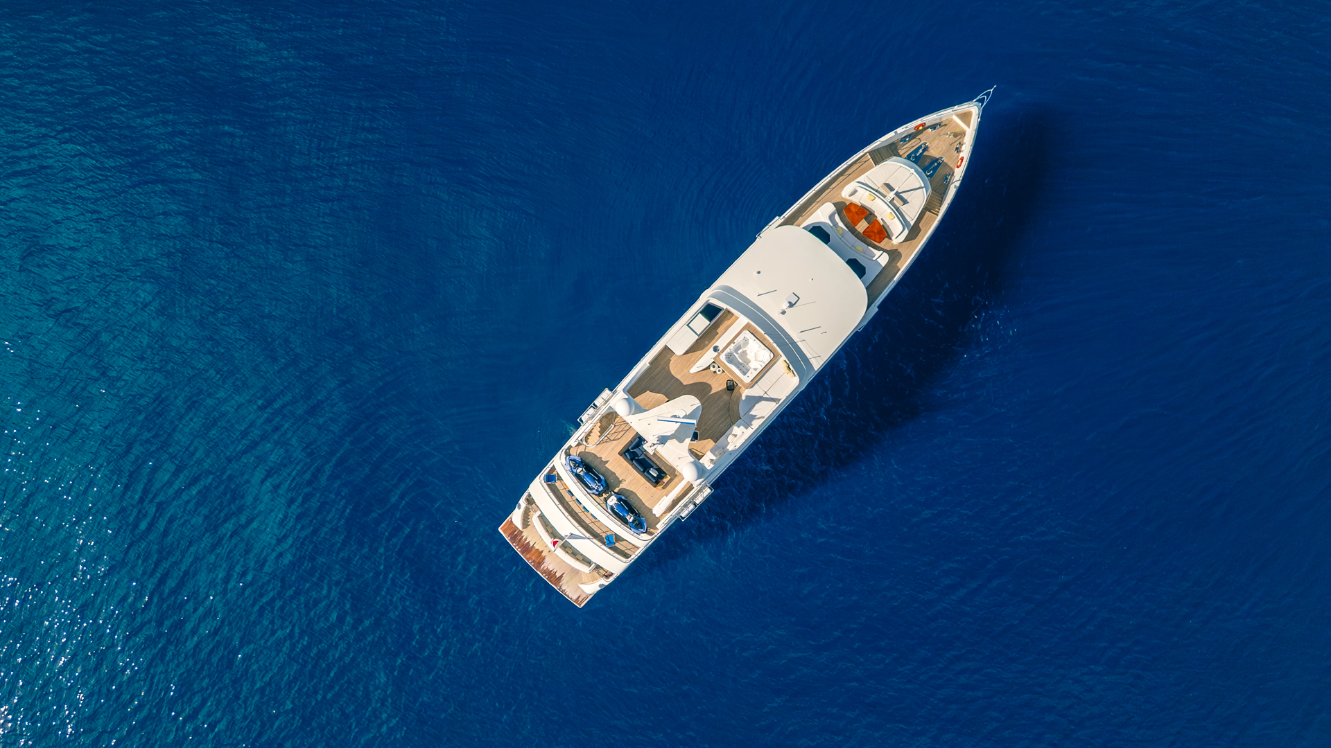 Motoryacht — photo 21