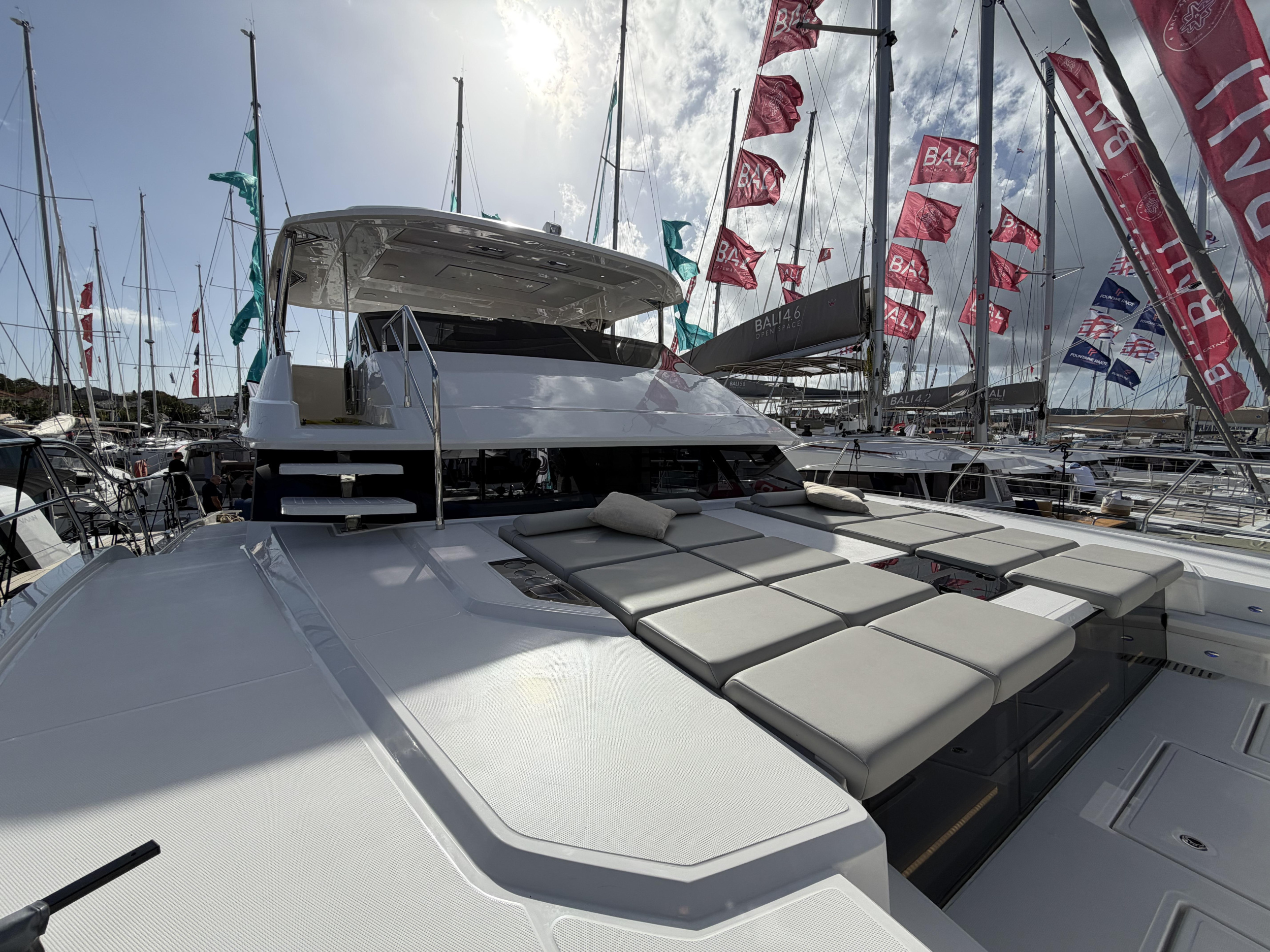 Aquila 50 Yacht — photo 9