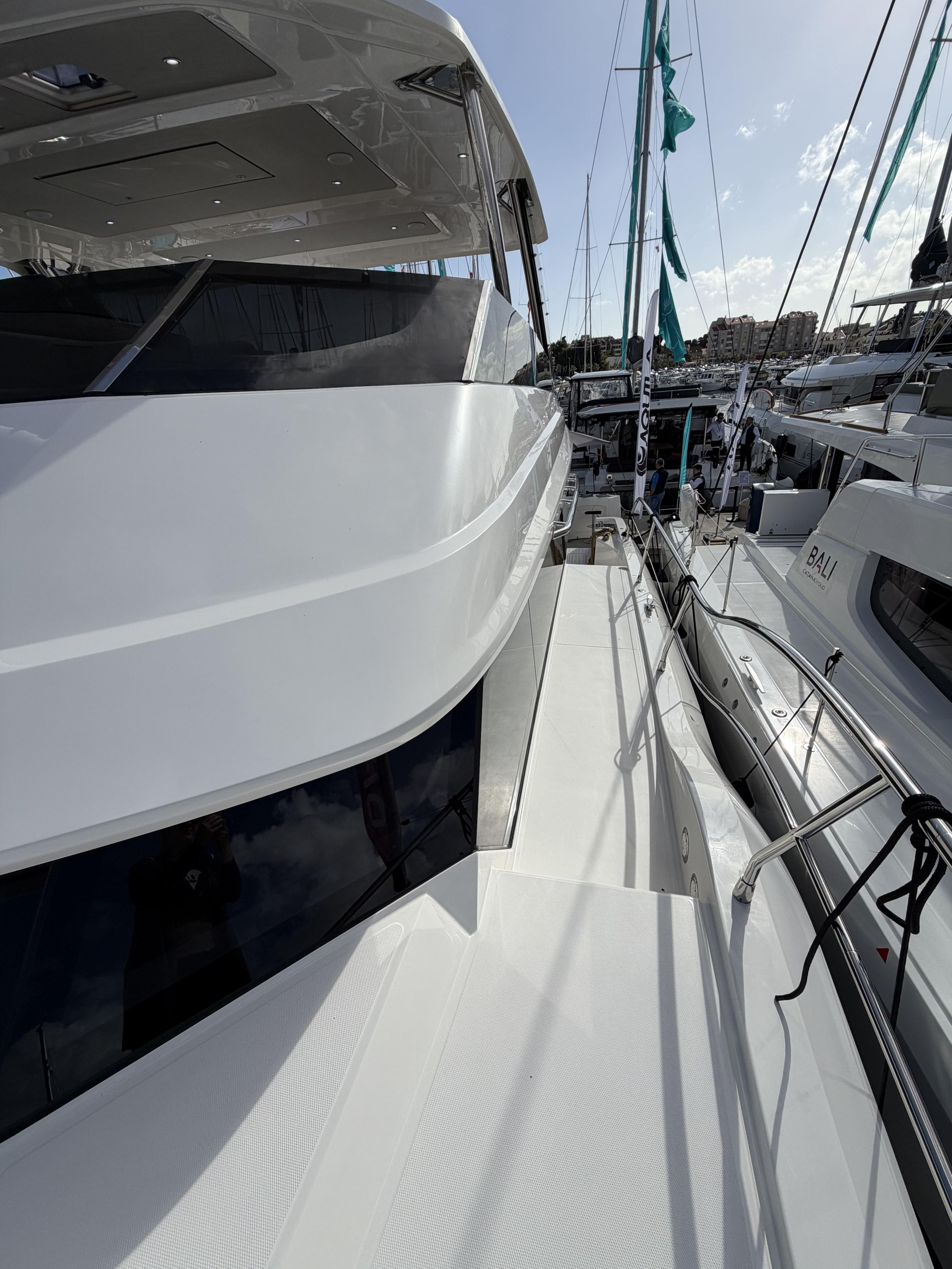 Aquila 50 Yacht — photo 5