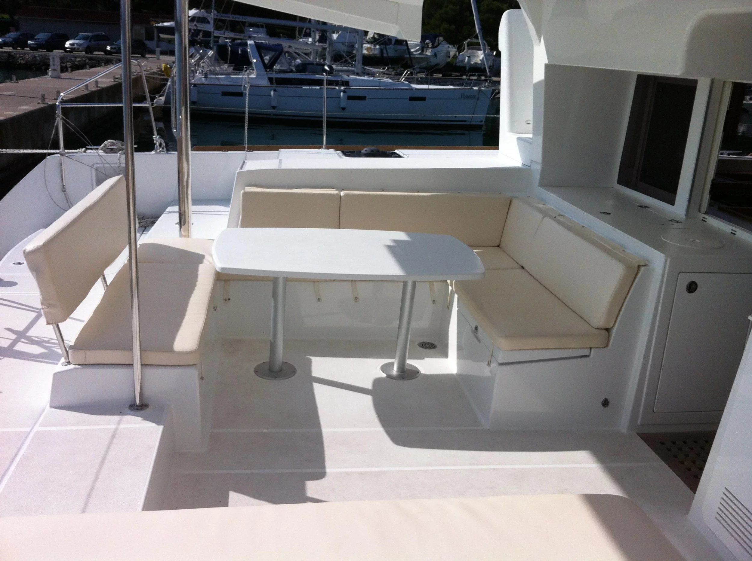 Lagoon 450 (Bevanda) photo - 12
