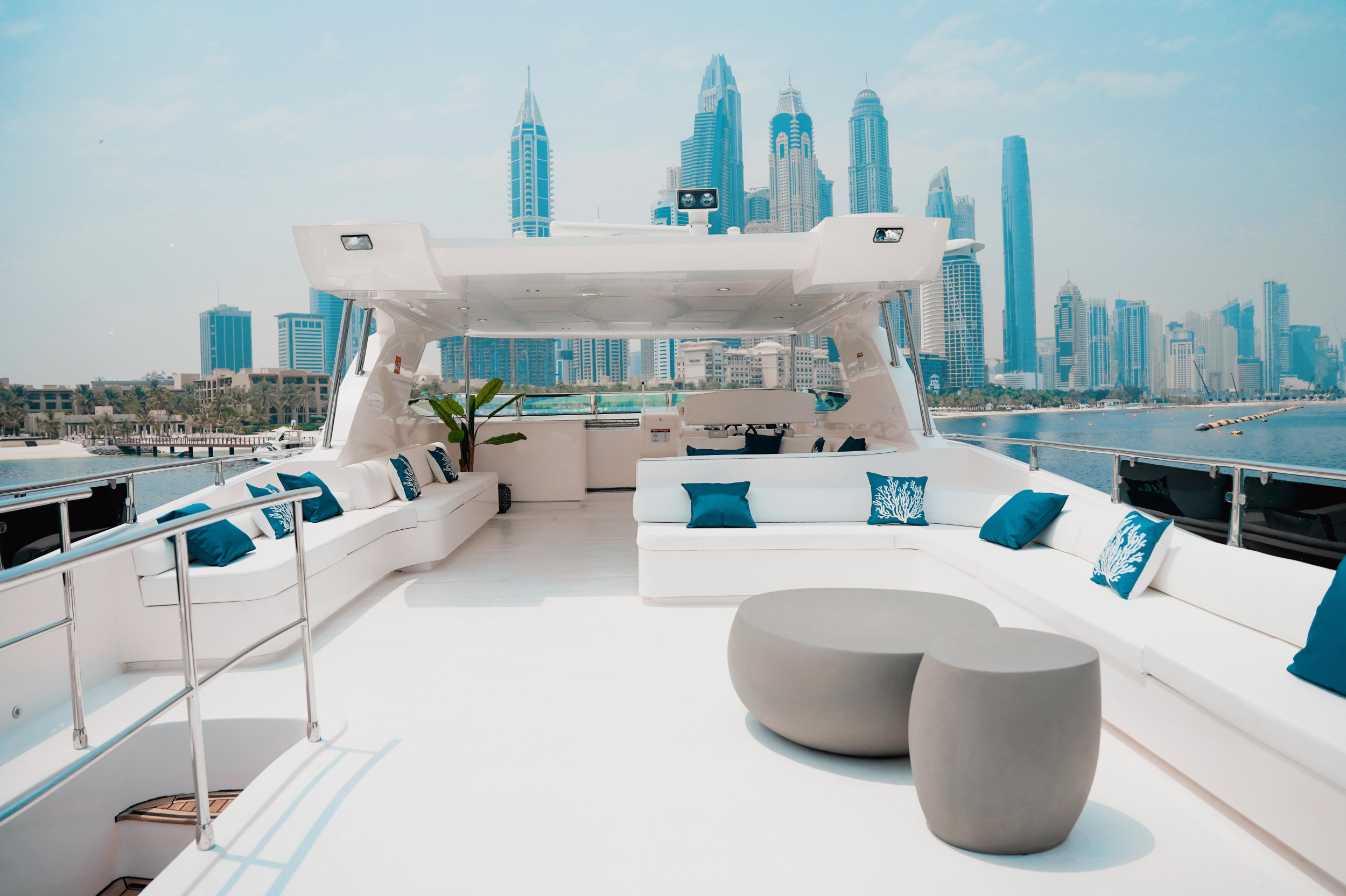 Luxury Motor Yacht X35 — photo 2