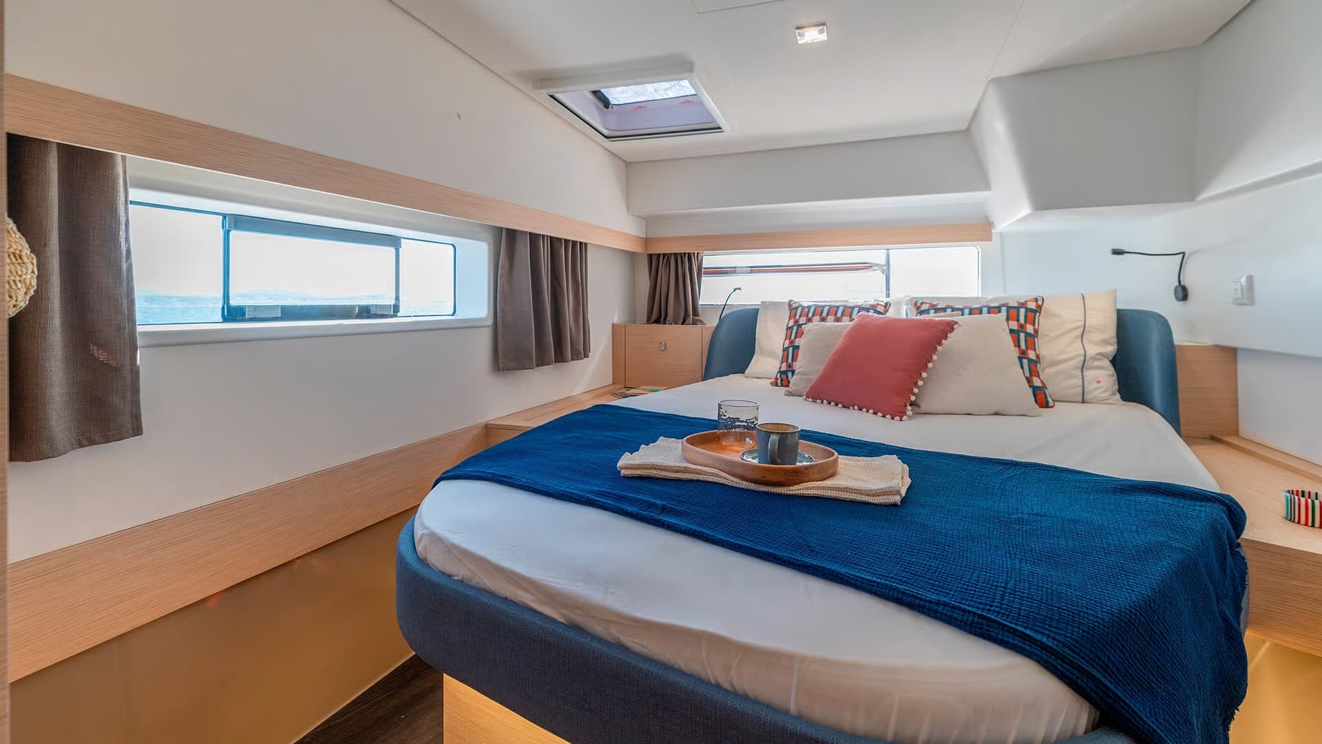Fountaine Pajot 44 & GEN & WM — photo 2
