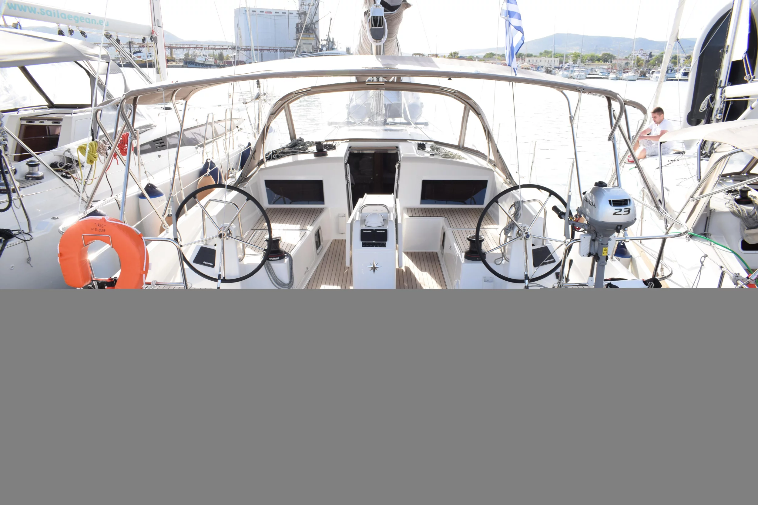 Sun Odyssey 490 (Iris)  - 7