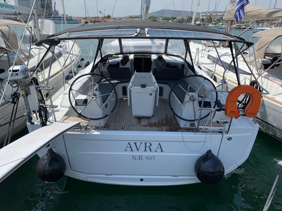Oceanis 40.1 (Avra)  - 10