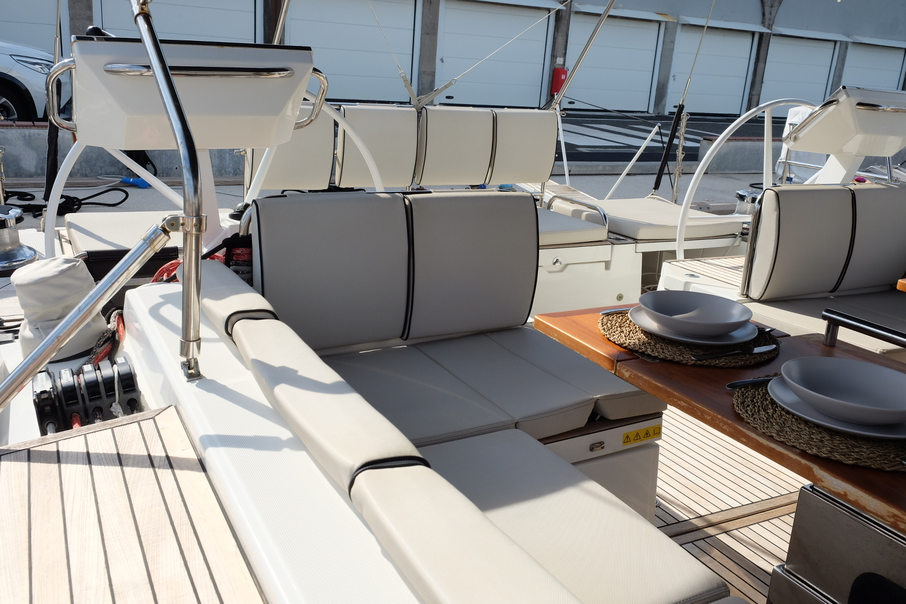 Oceanis Yacht 62 — photo 22