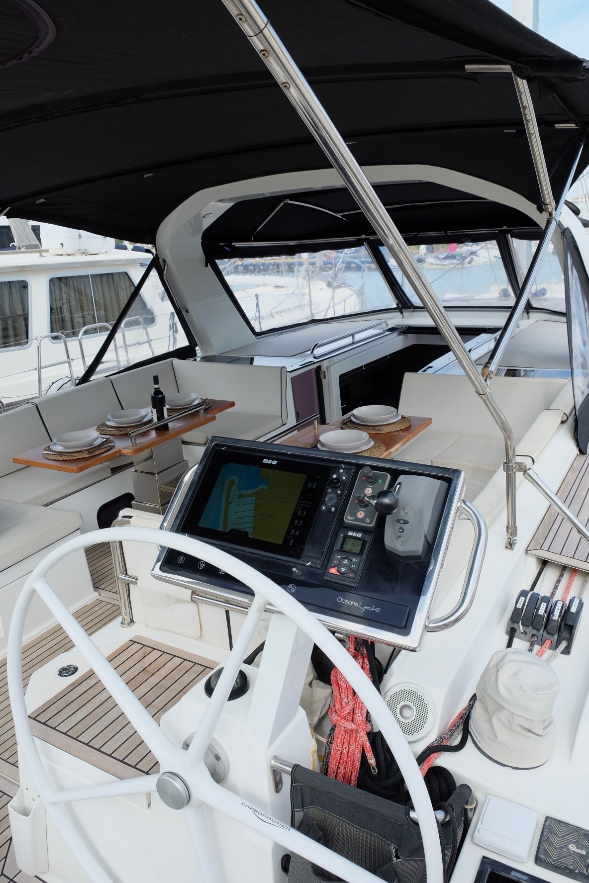 Oceanis Yacht 62 — photo 44