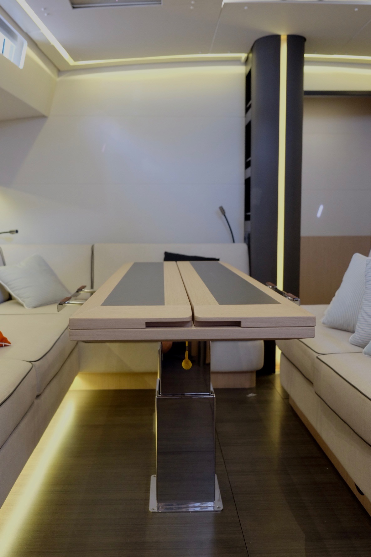 Oceanis Yacht 62 — photo 14
