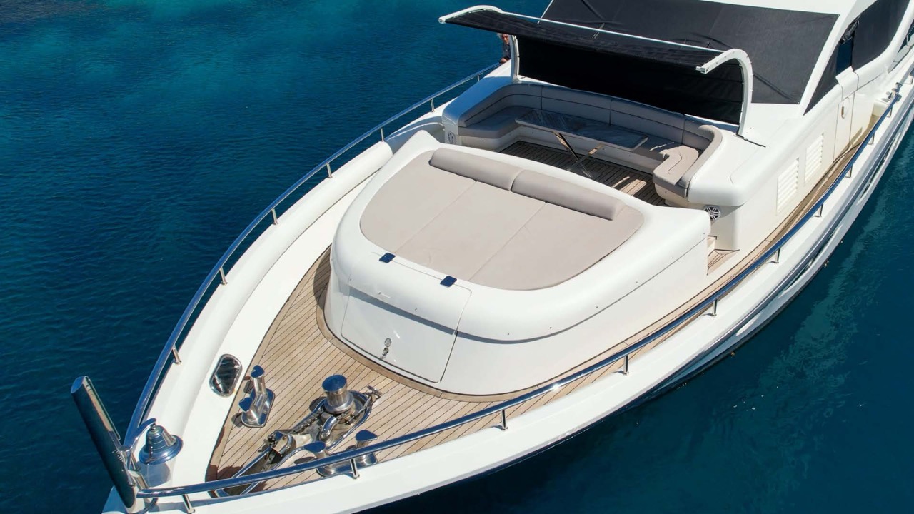 Super Luxury Motor Yacht — photo 17
