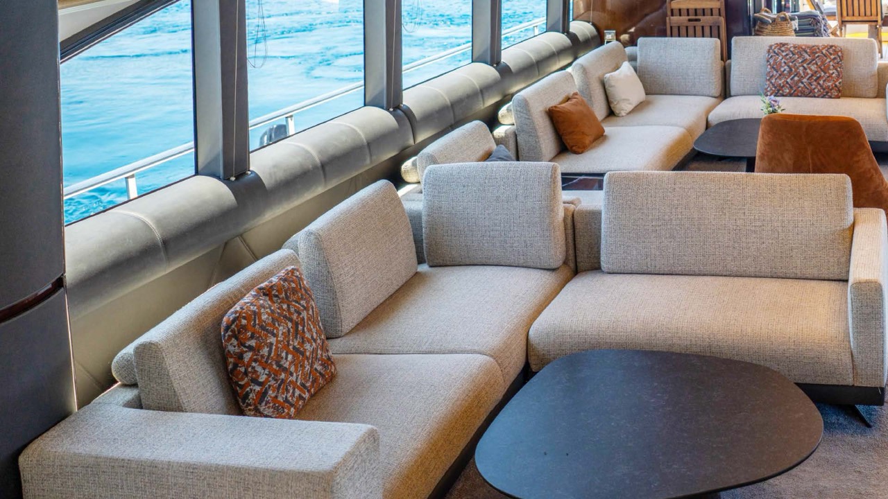 Super Luxury Motor Yacht — photo 34