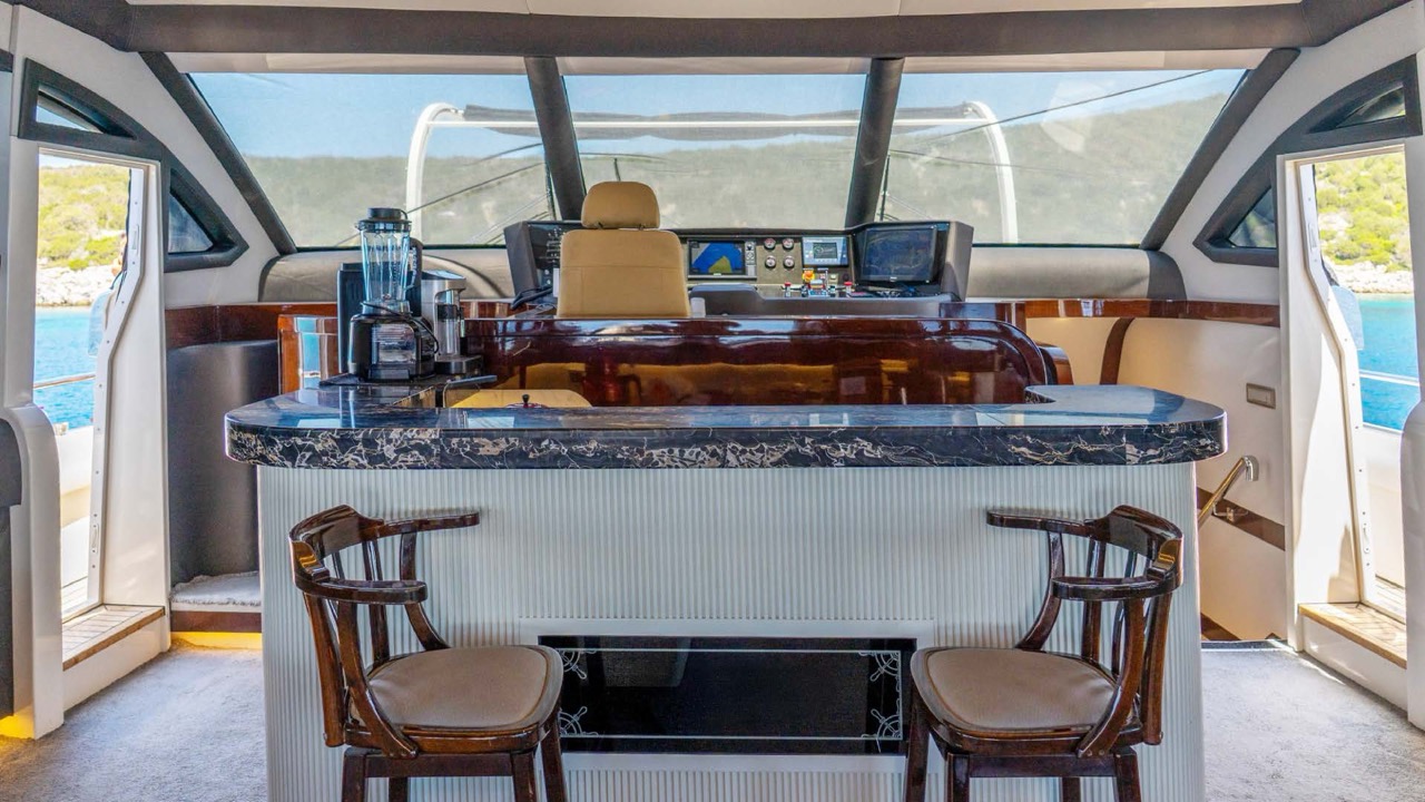 Super Luxury Motor Yacht — photo 14