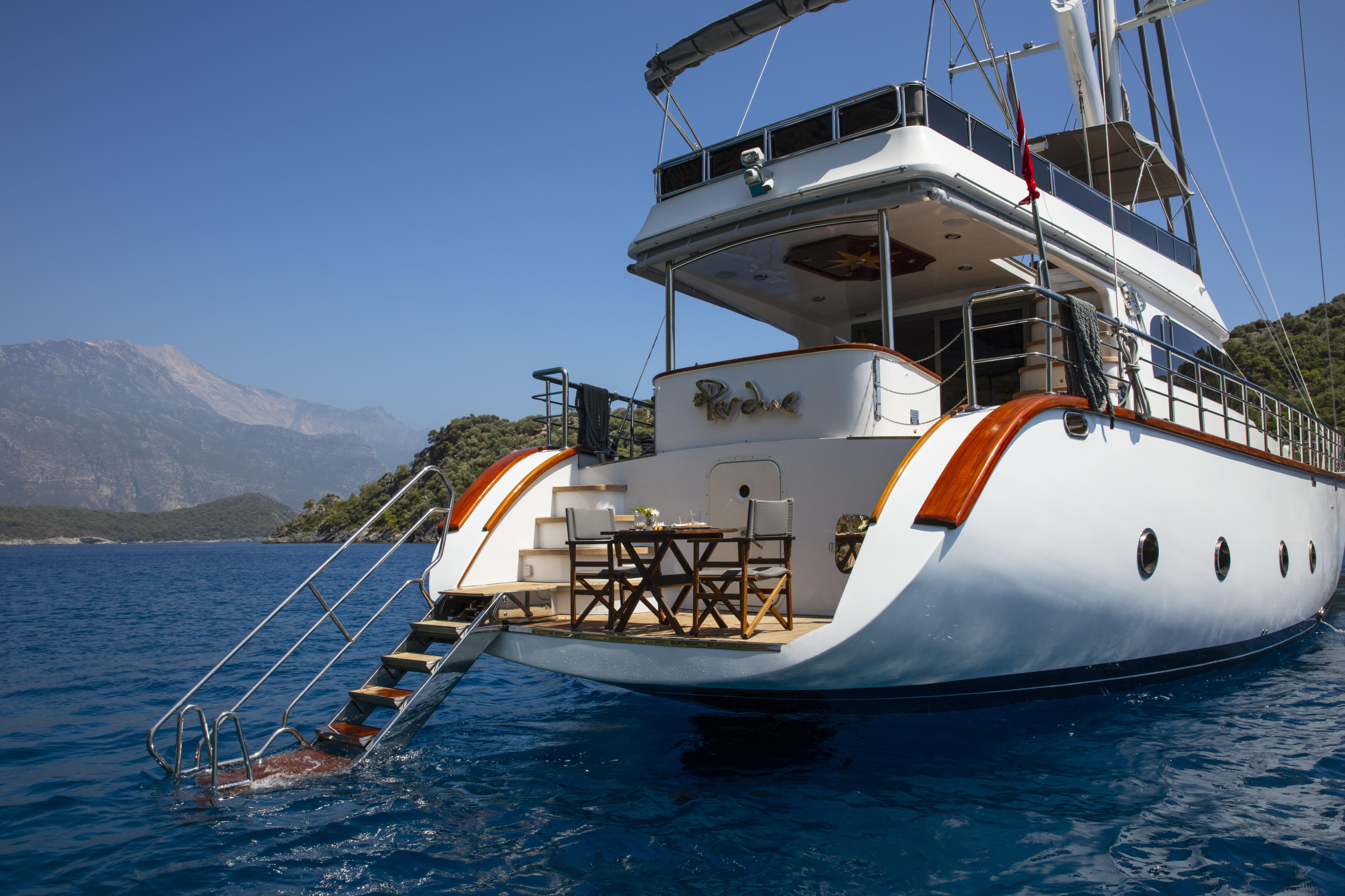 Motor Sailer — photo 13