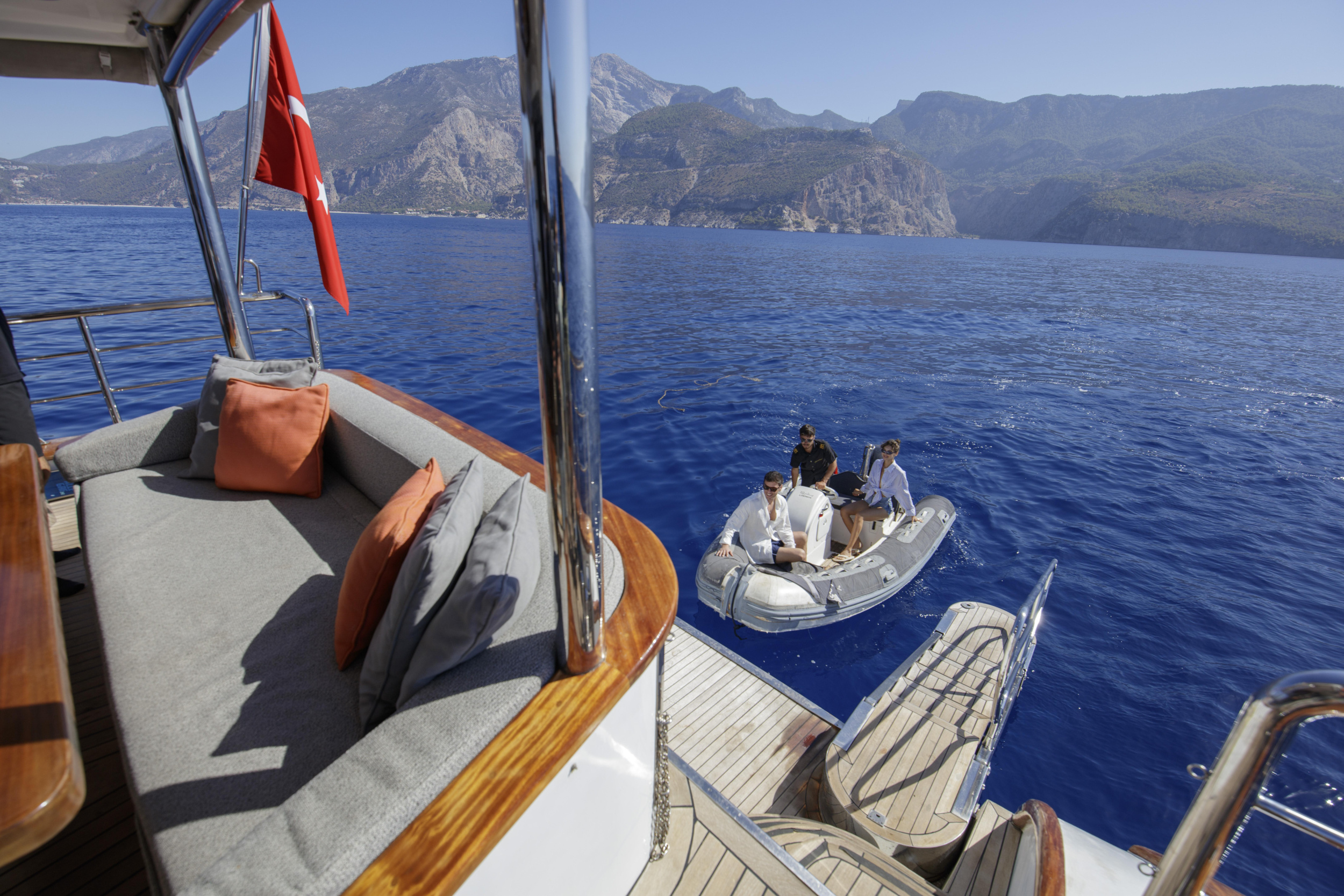 Motor Sailer — photo 4