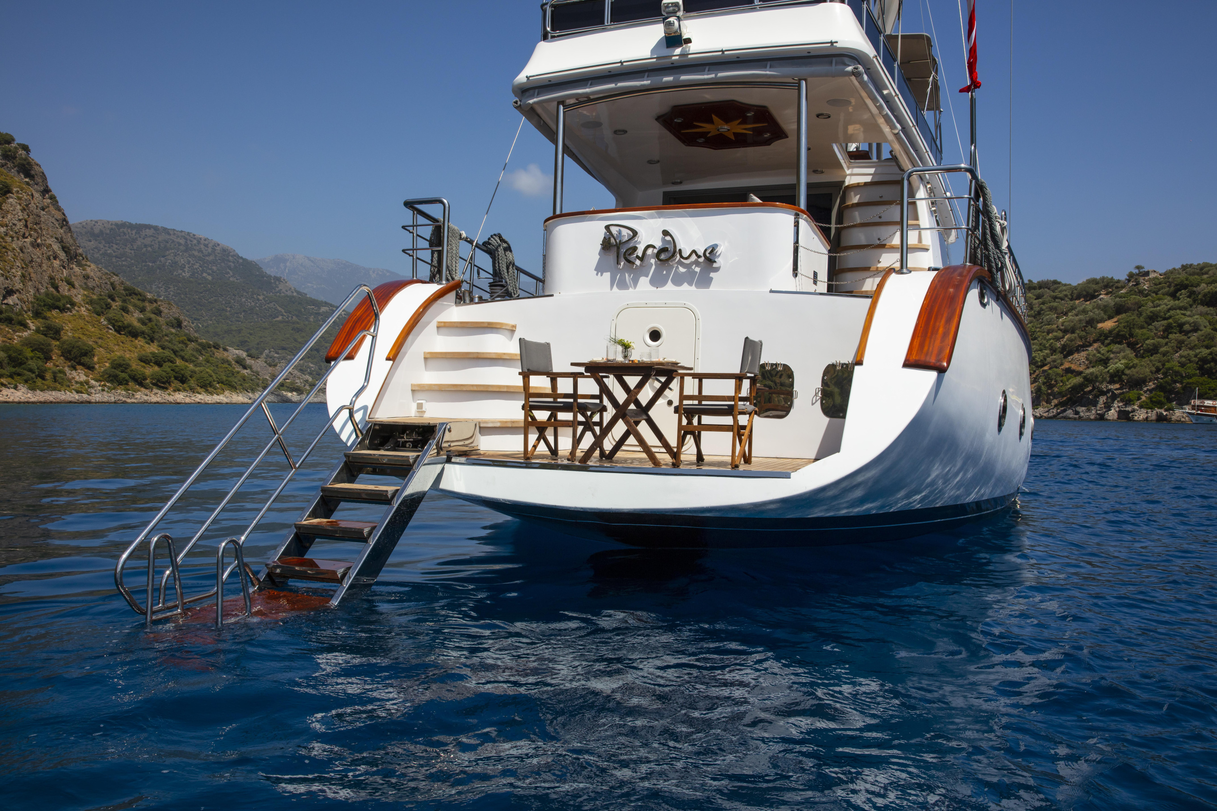 Motor Sailer — photo 5