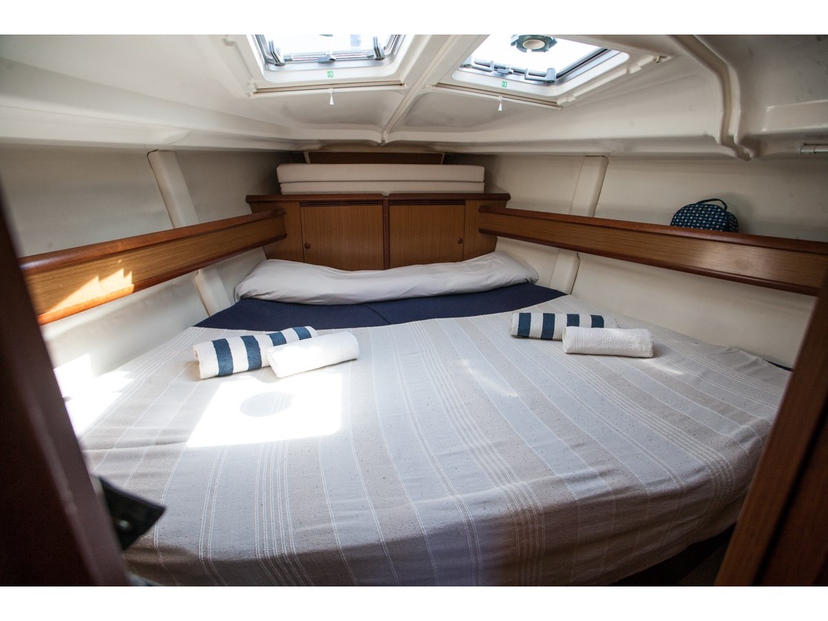 Sun Odyssey 45 — photo 3