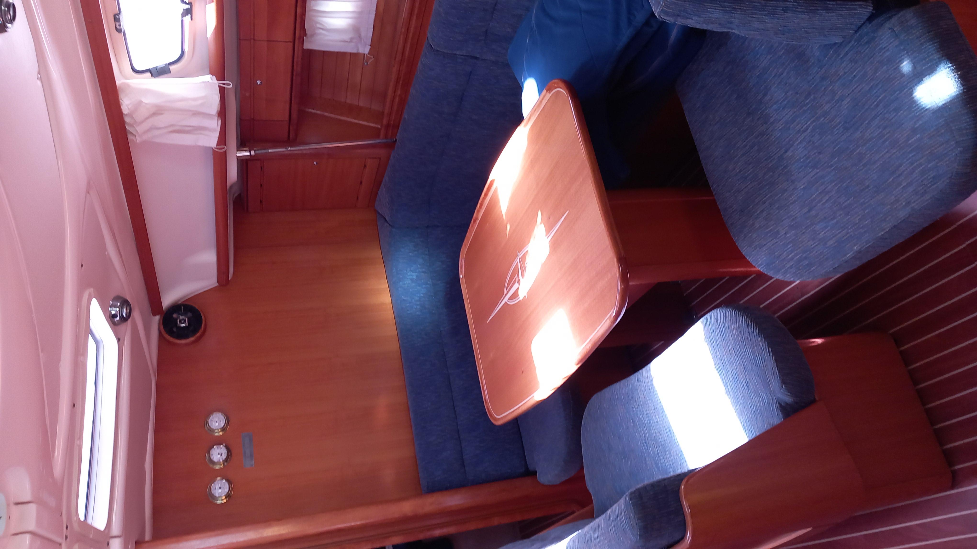 Bavaria 39 Cruiser — photo 18