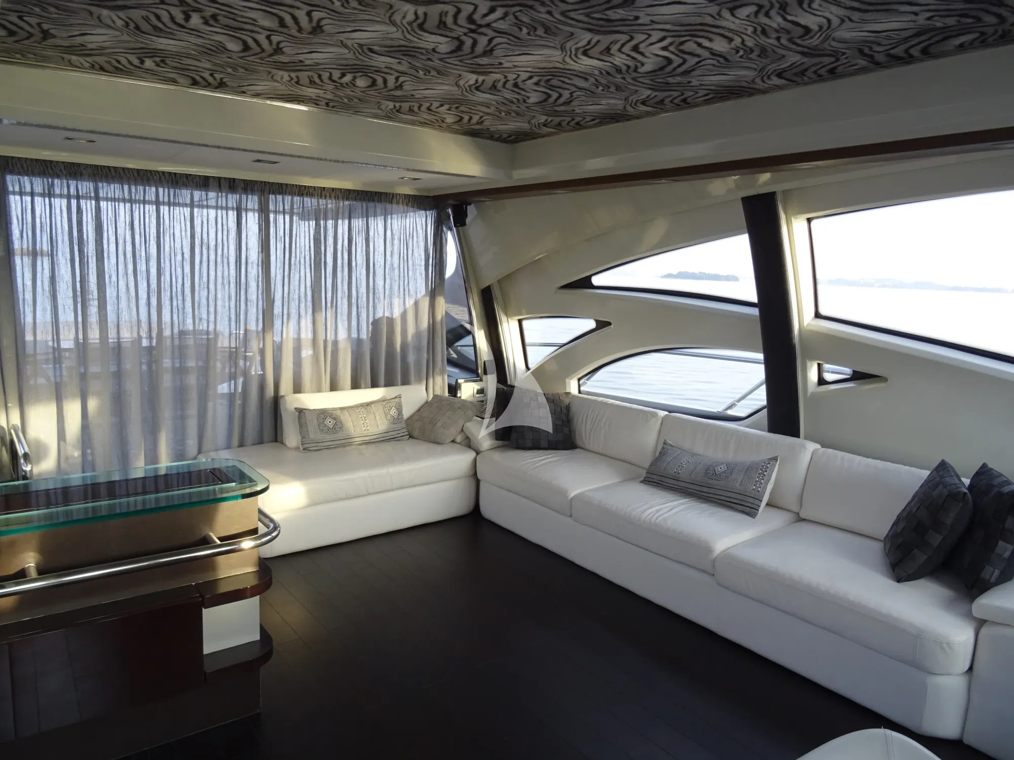Azimut 86 — photo 5