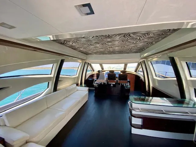 Azimut 86 — photo 18