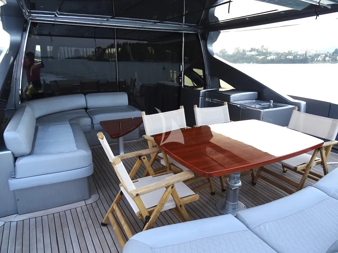 Azimut 86 — photo 77