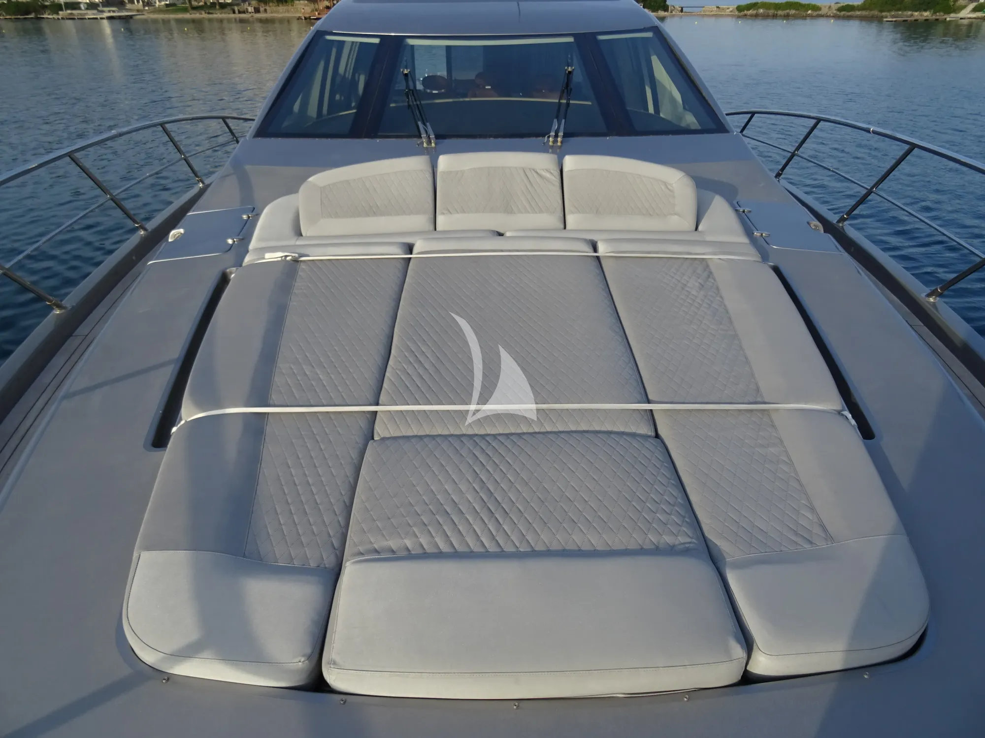 Azimut 86 — photo 65