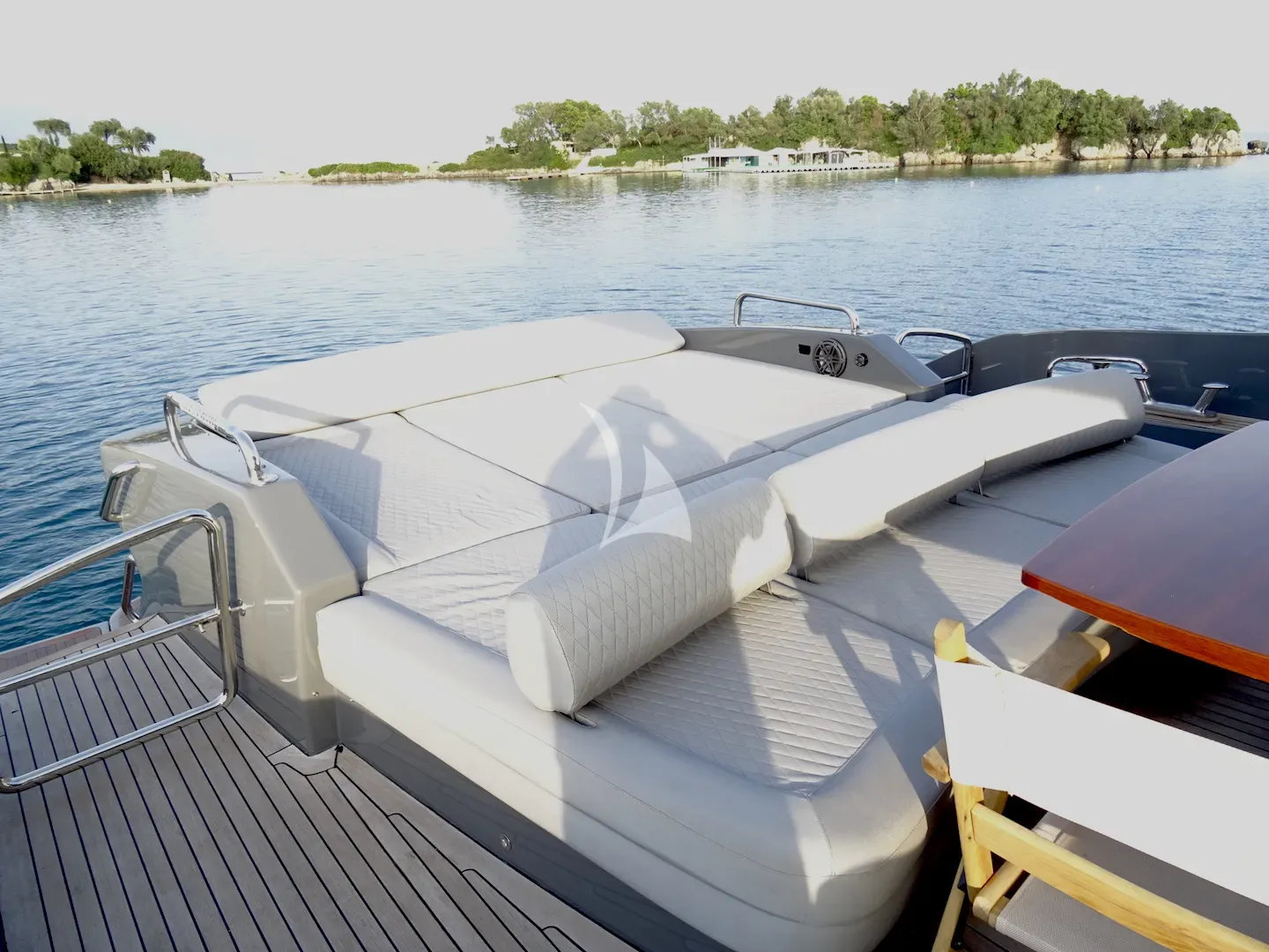 Azimut 86 — photo 44