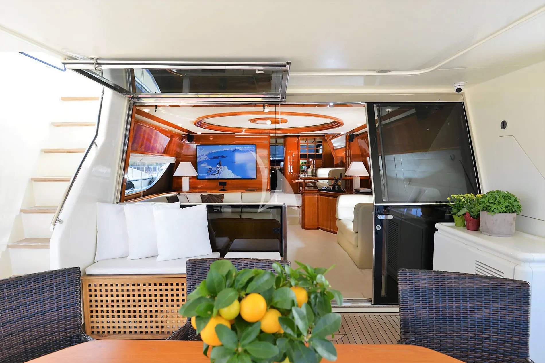 Ferretti 80 — photo 8