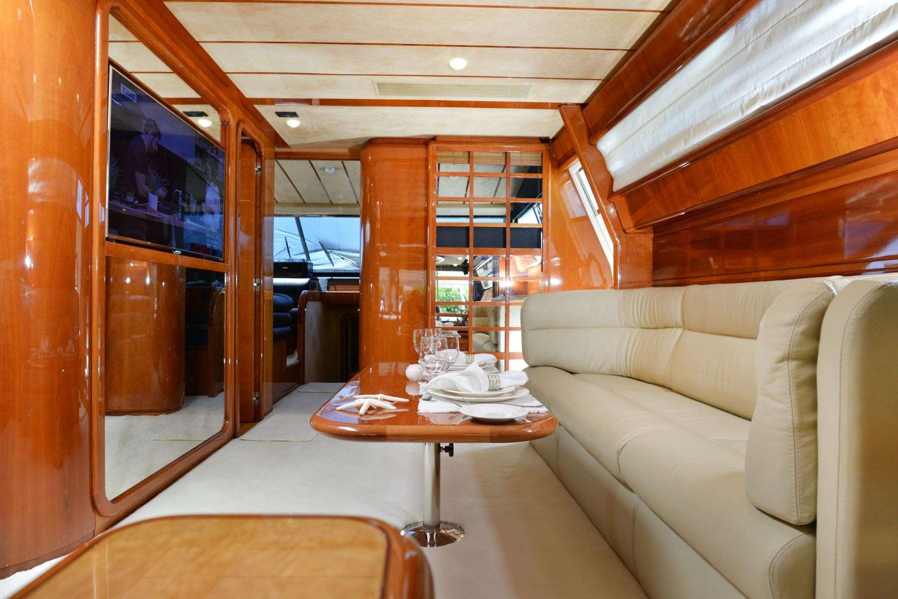 Ferretti 80 — photo 107