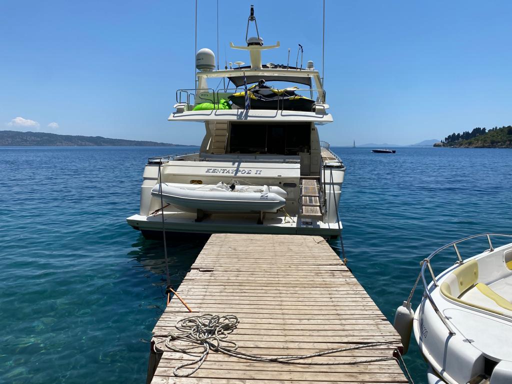 Ferretti 80 — photo 20