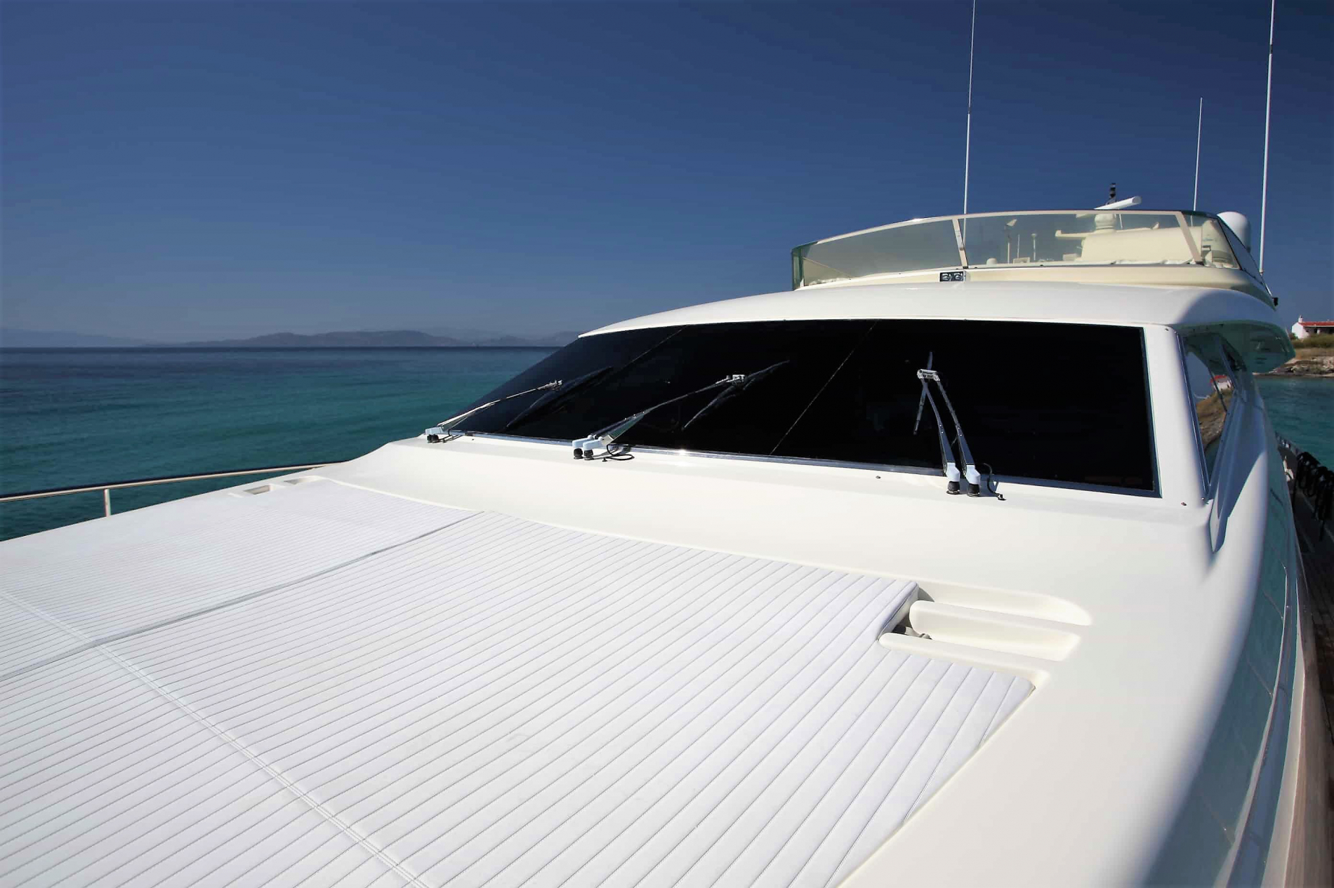Ferretti 80 — photo 23