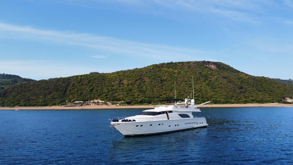 Ferretti 80 — photo 82