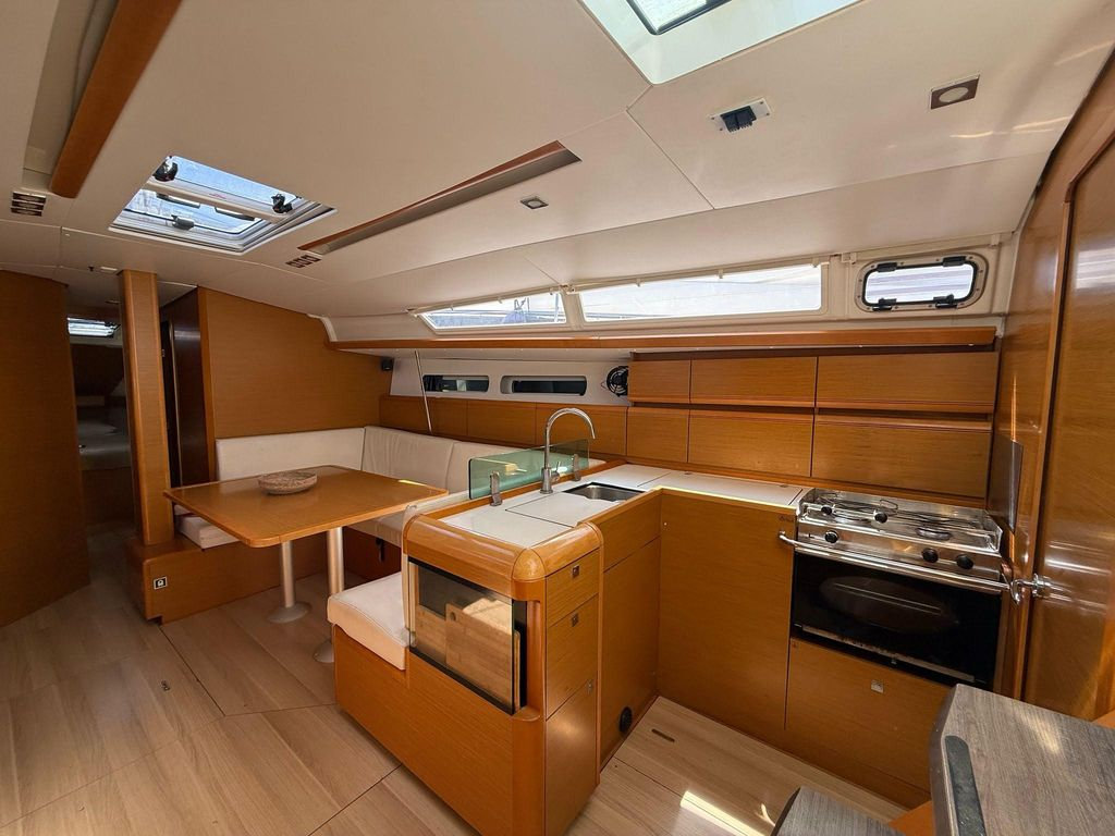 Sun Odyssey 449 — photo 11