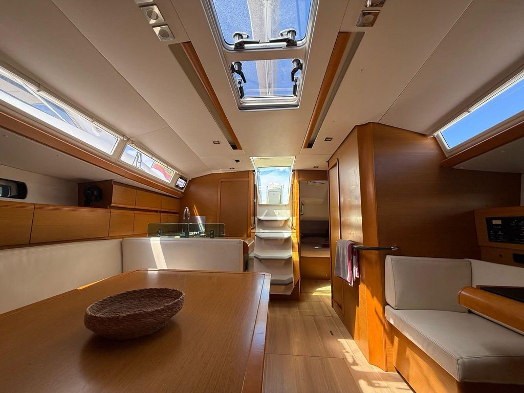 Sun Odyssey 449 — photo 4