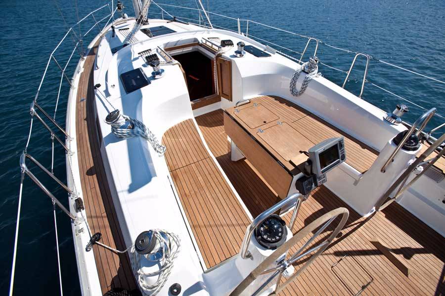 Bavaria 40 Cruiser — photo 3