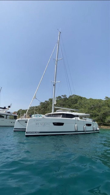 Fountaine Pajot Astréa 42 — photo 8