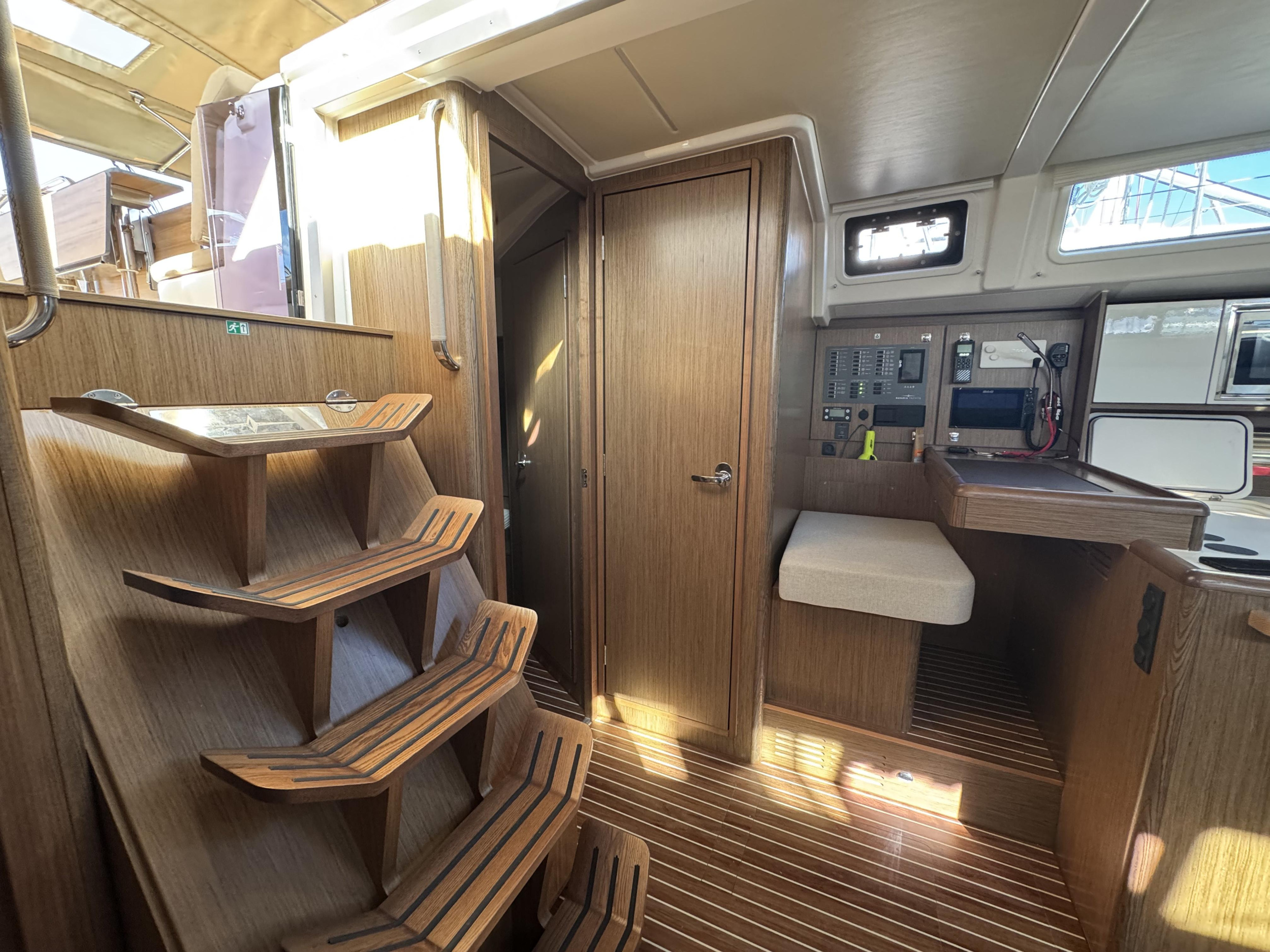 Bavaria 46 Cruiser — photo 26
