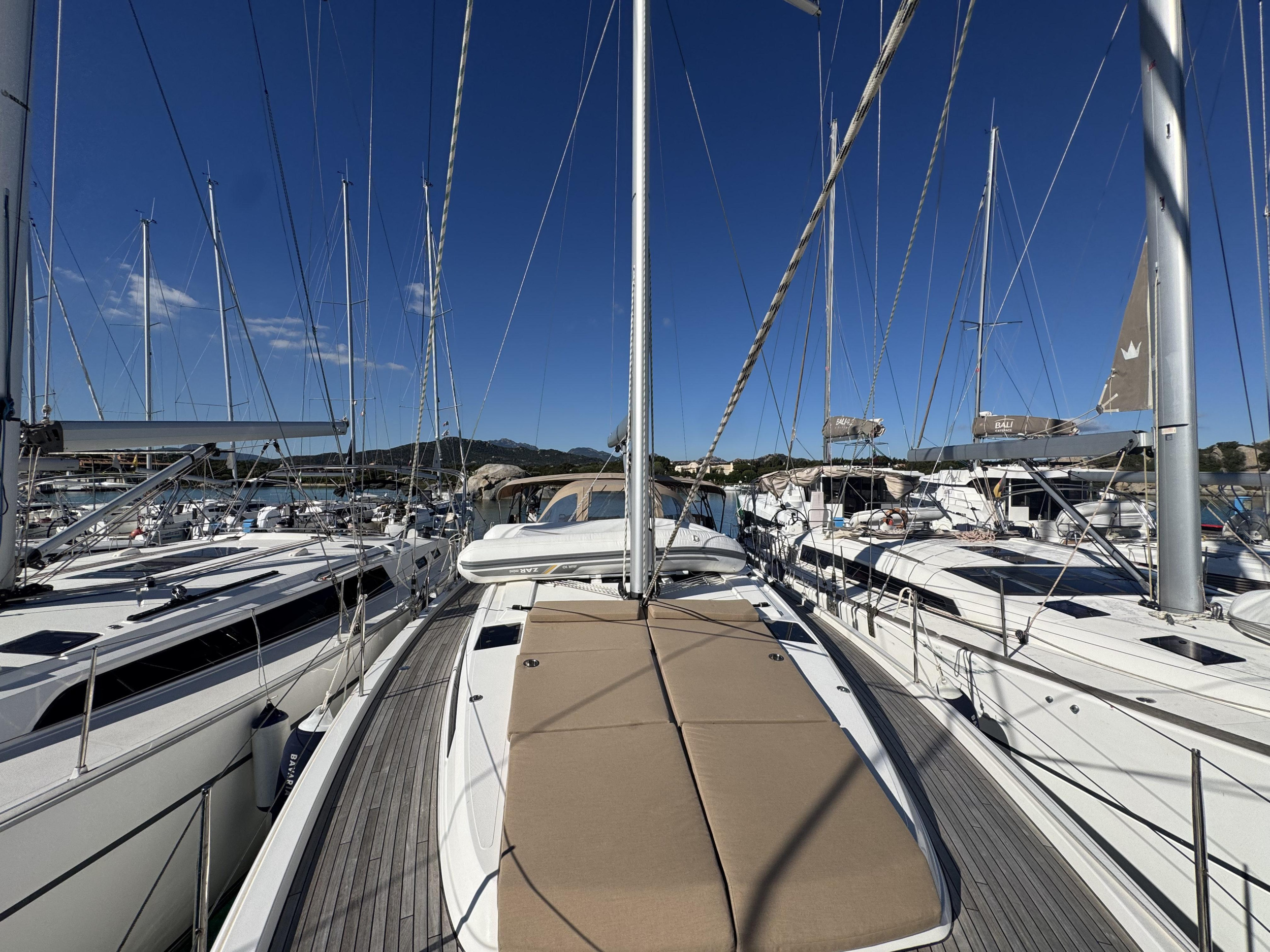 Bavaria 46 Cruiser — photo 25