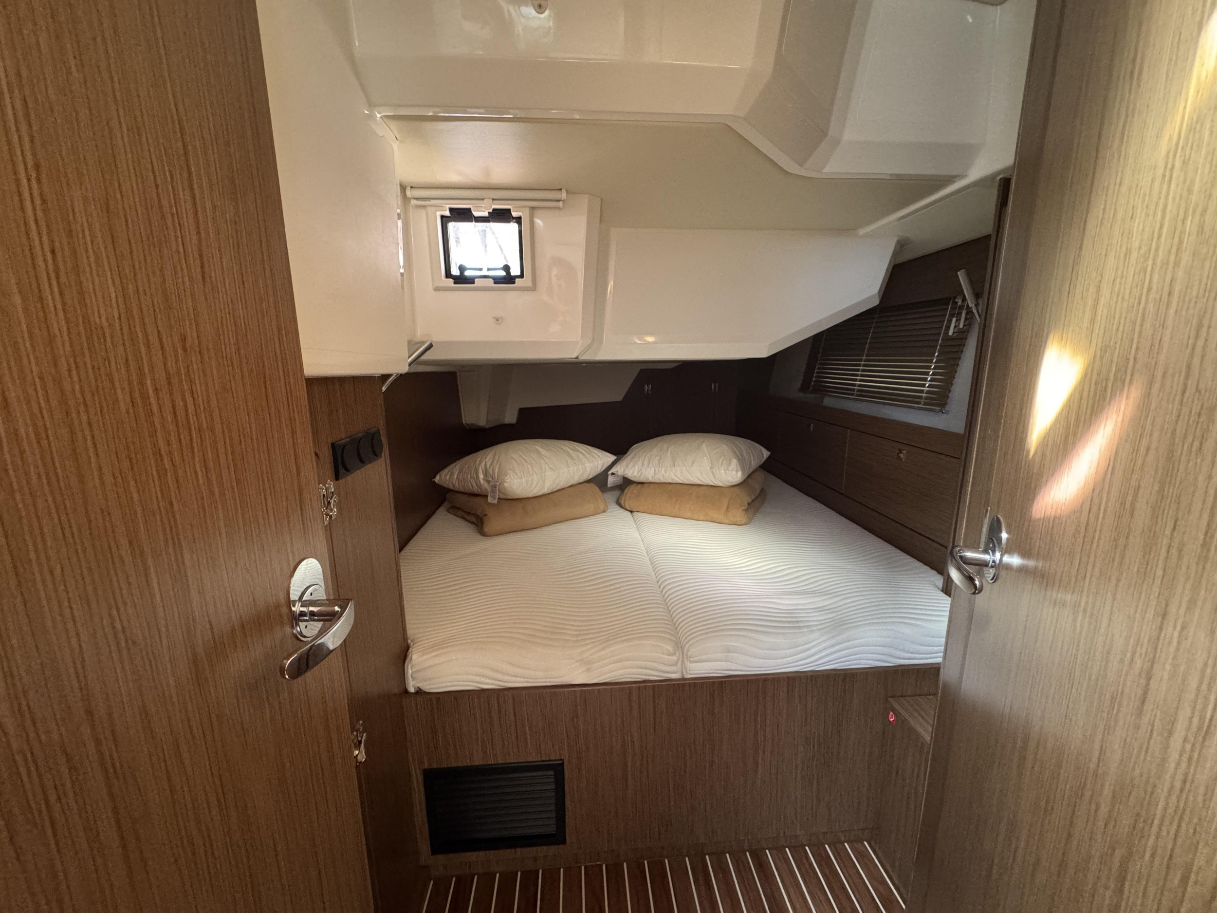 Bavaria 46 Cruiser — photo 16