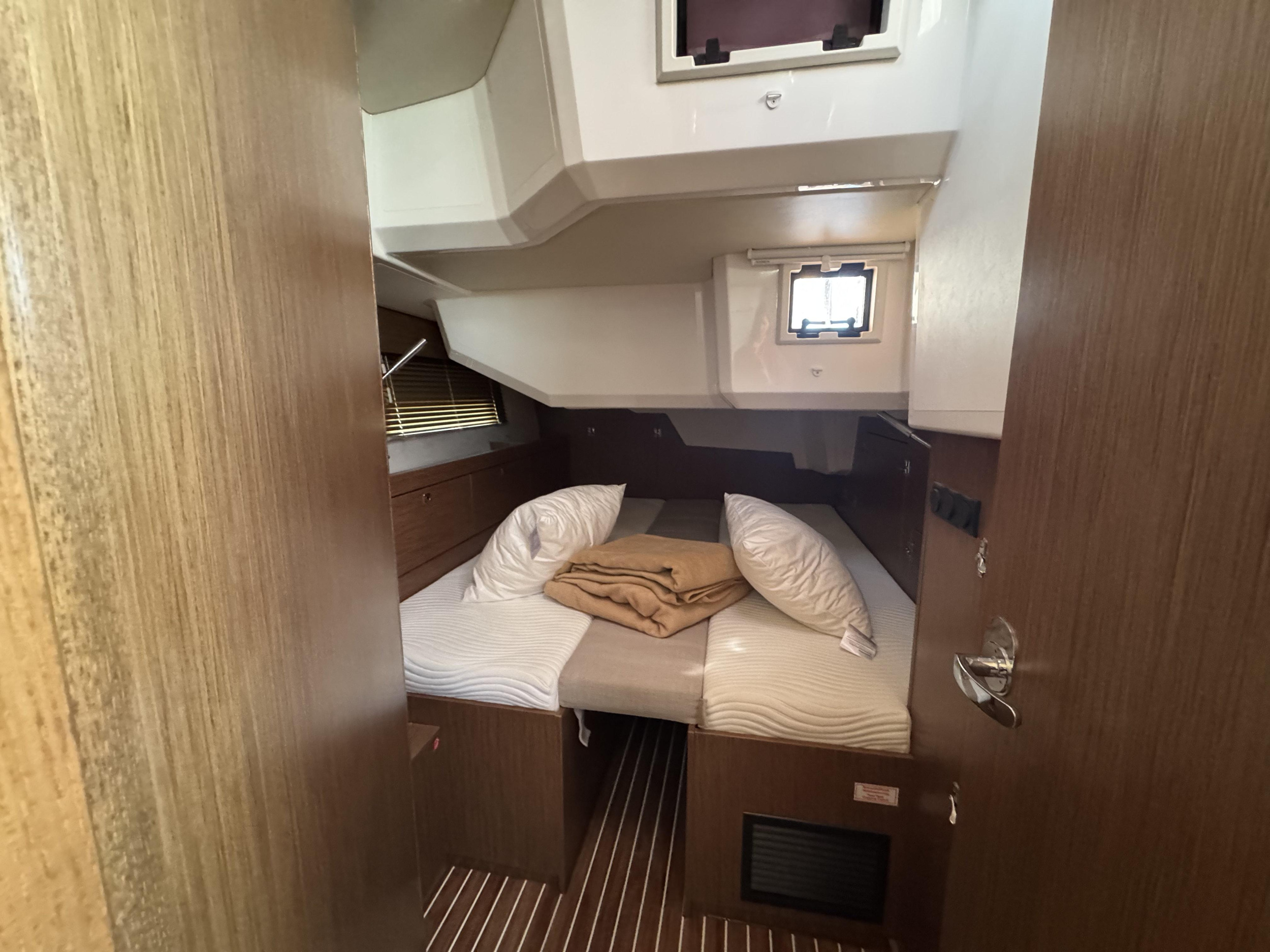 Bavaria 46 Cruiser — photo 14