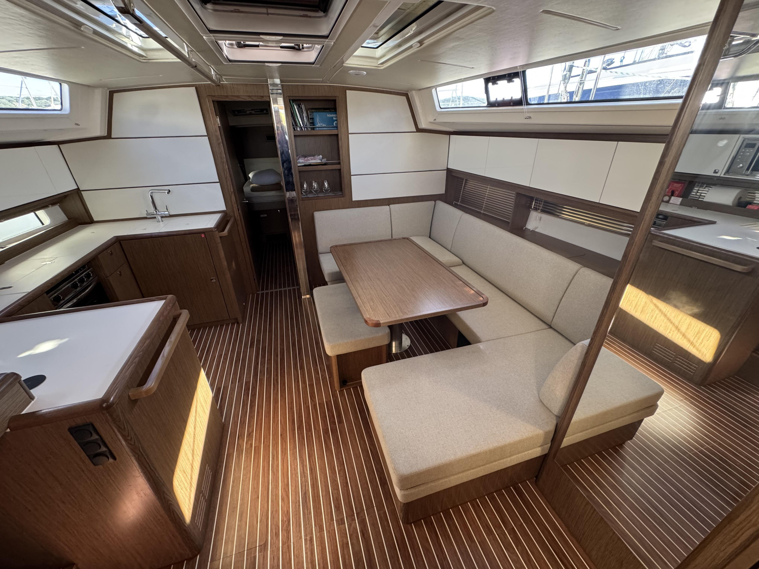Bavaria 46 Cruiser — photo 42