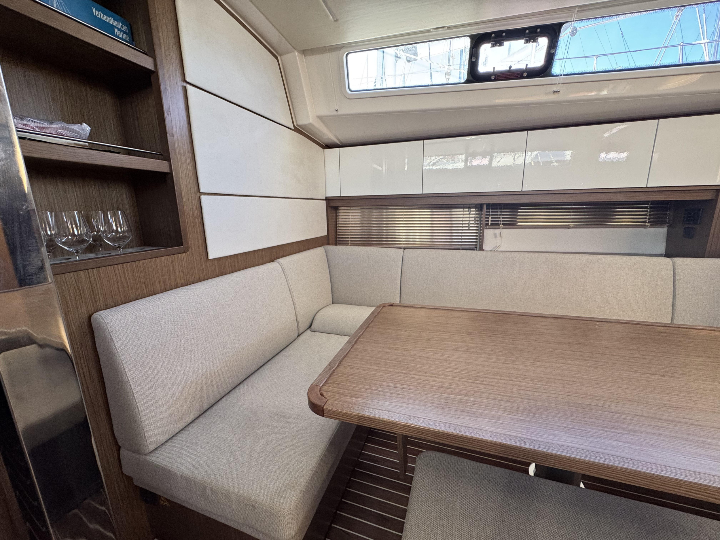 Bavaria 46 Cruiser — photo 22