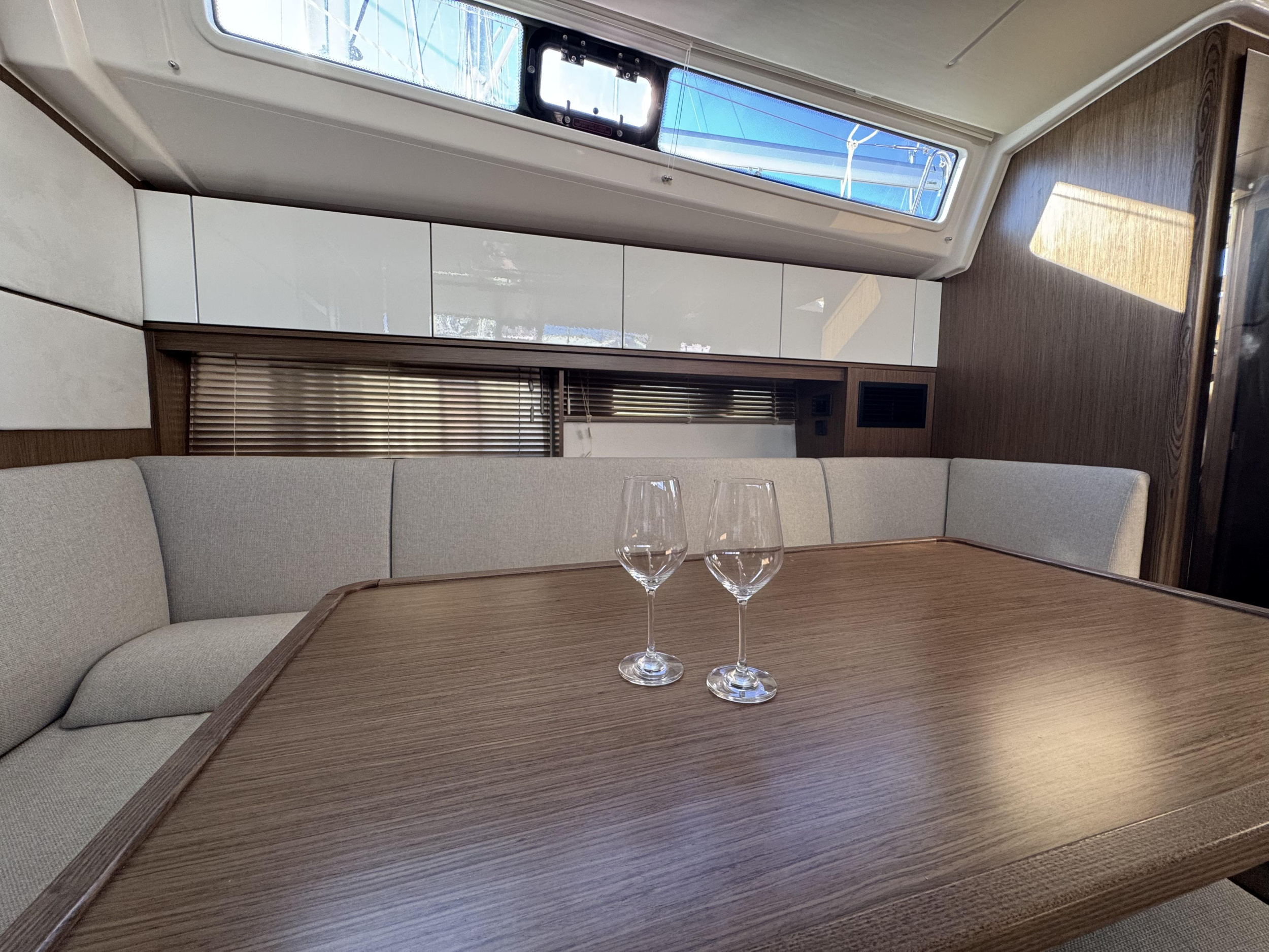 Bavaria 46 Cruiser — photo 9
