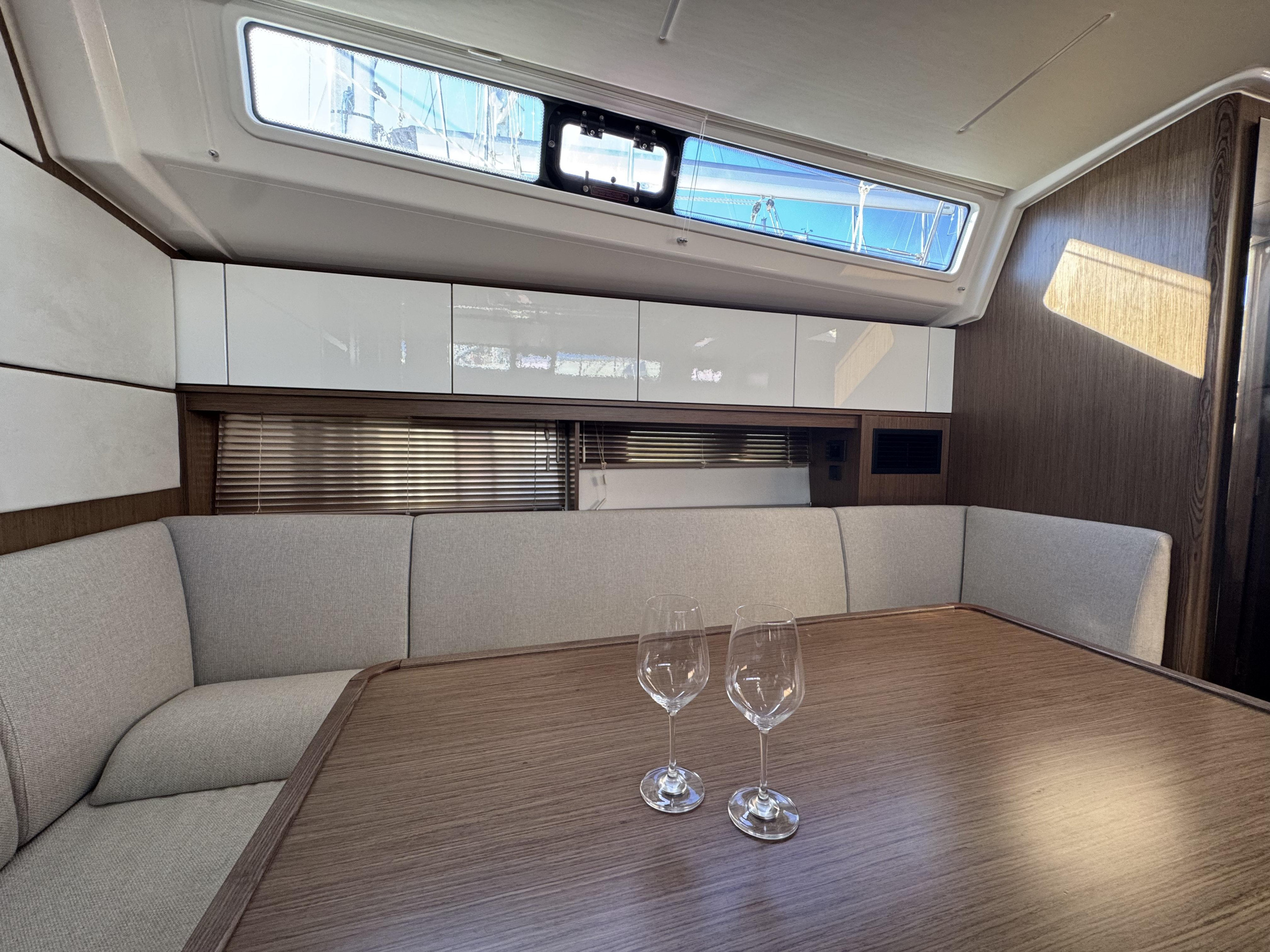Bavaria 46 Cruiser — photo 13
