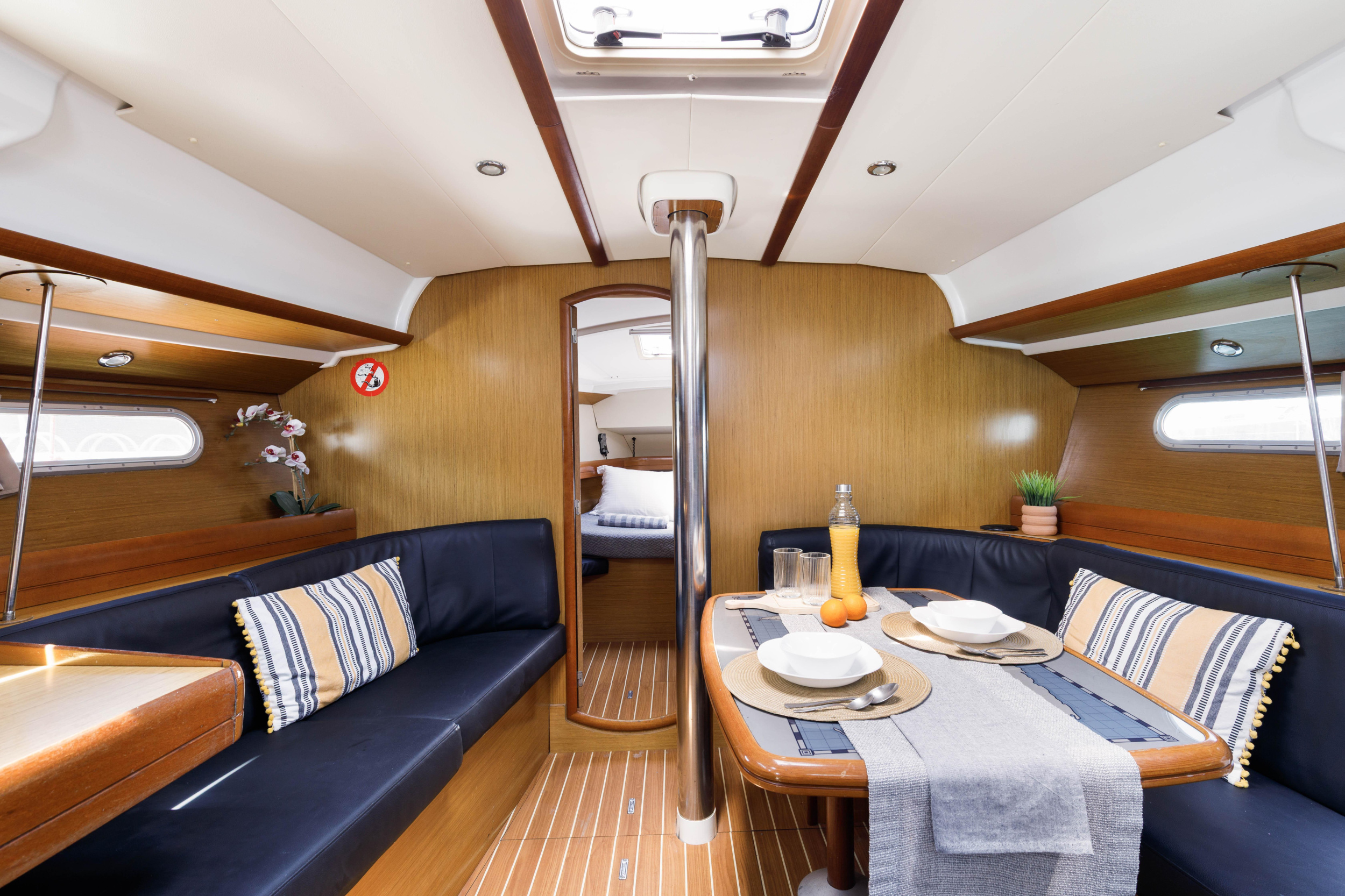 Sun Odyssey 42 i — photo 5