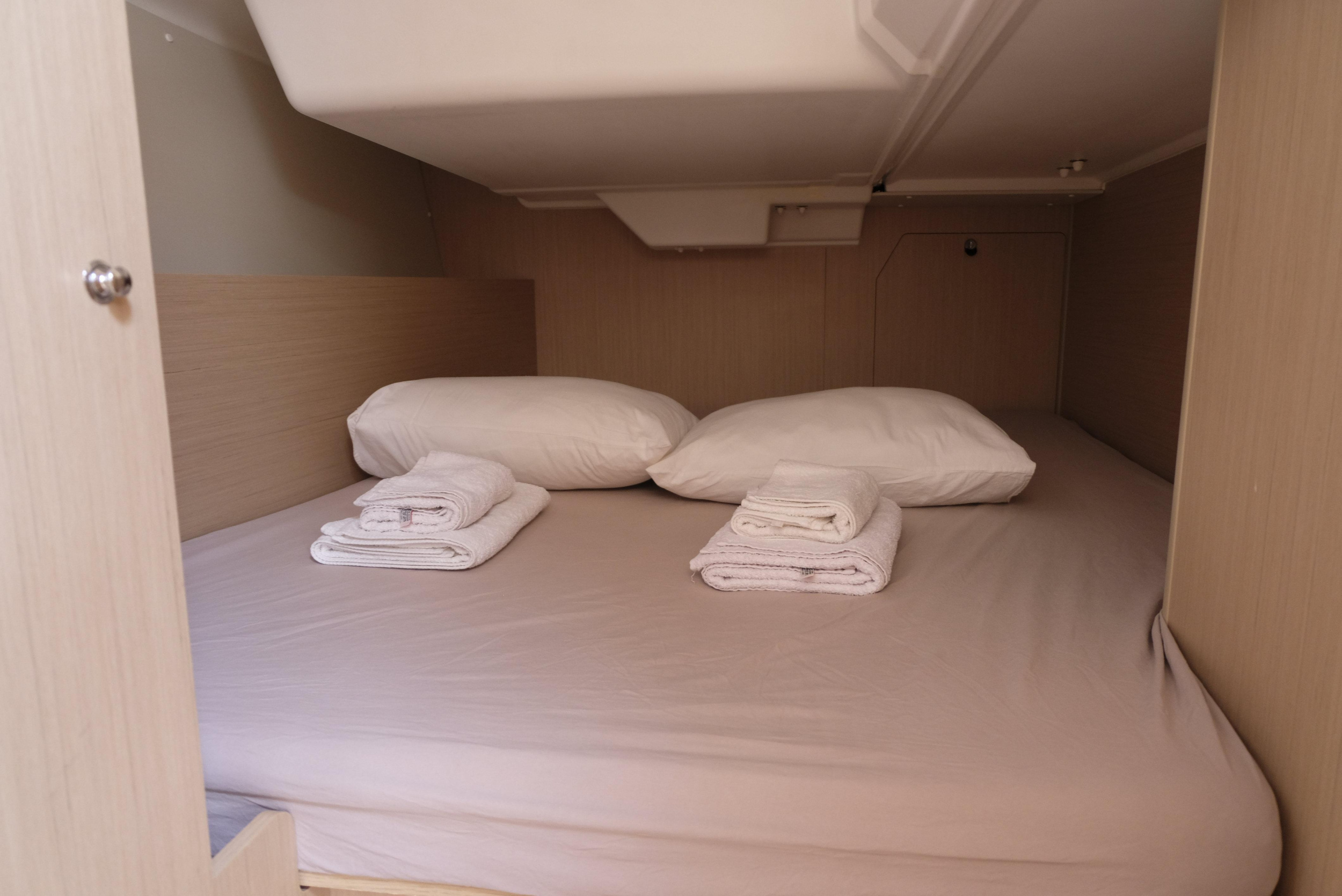 Oceanis 38.1 — photo 10