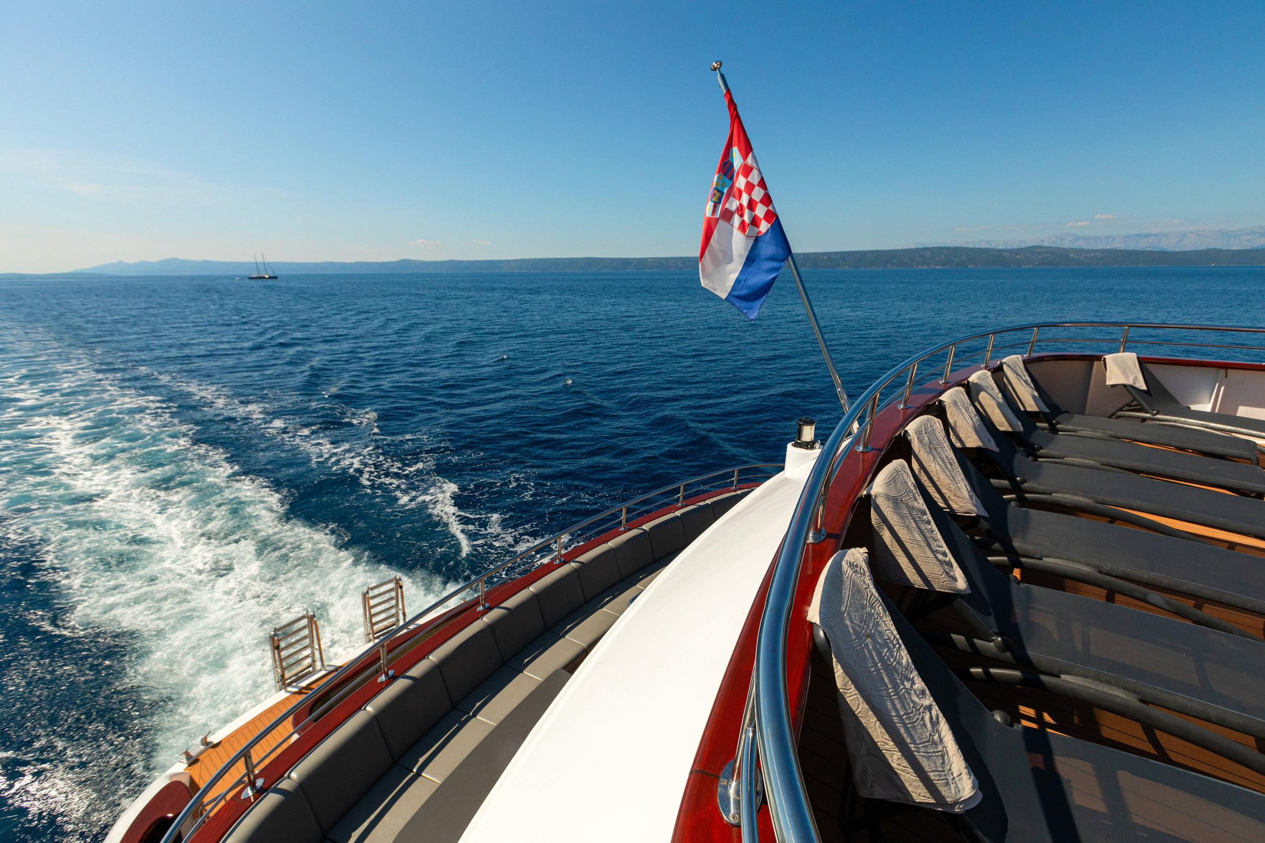 Motoryacht Yolo — photo 12